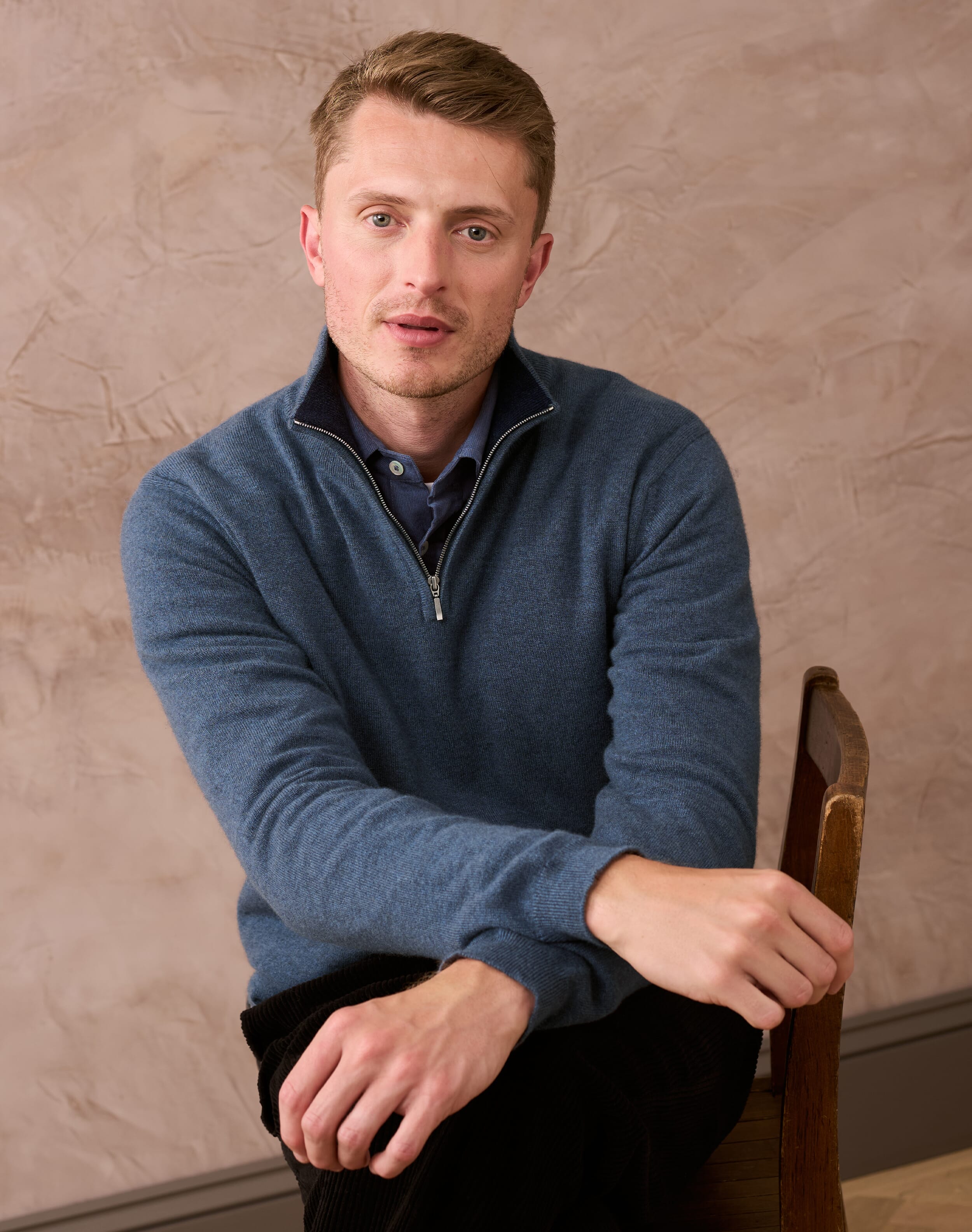 Cashmere Zip Turtle Neck Jumper