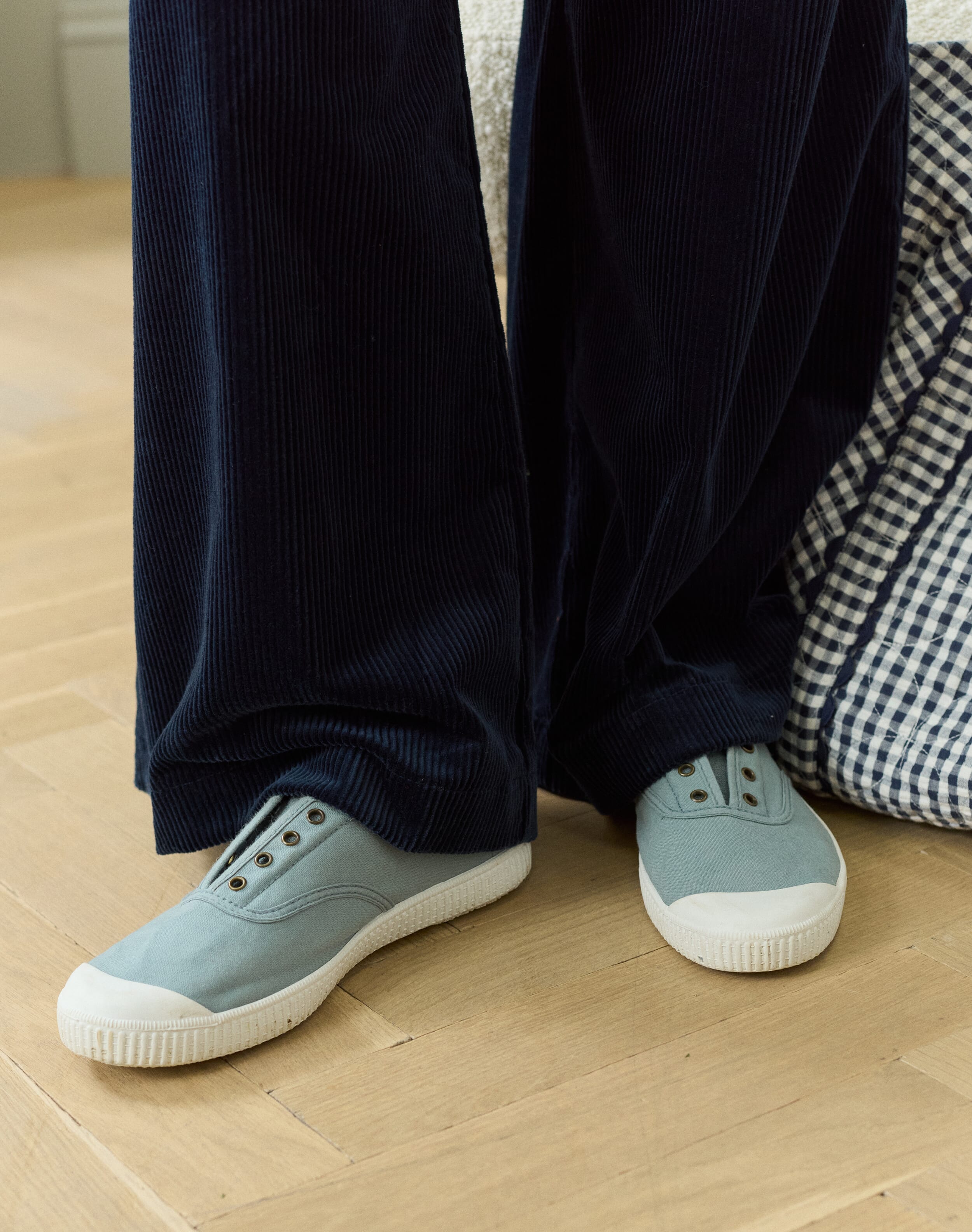 Eyelet Slip On Gym Shoes