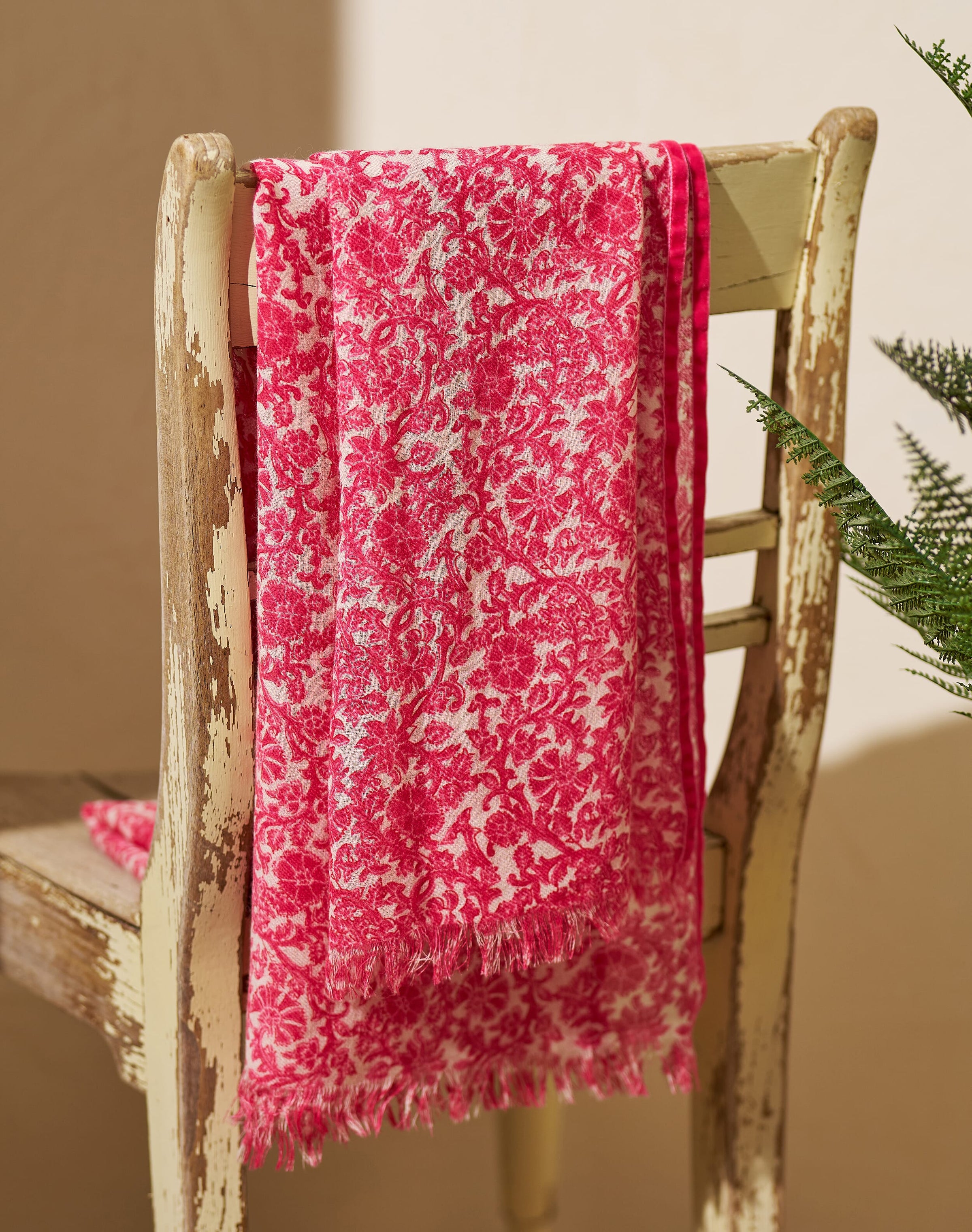 Velvet Trim Botanic Wool Stole
