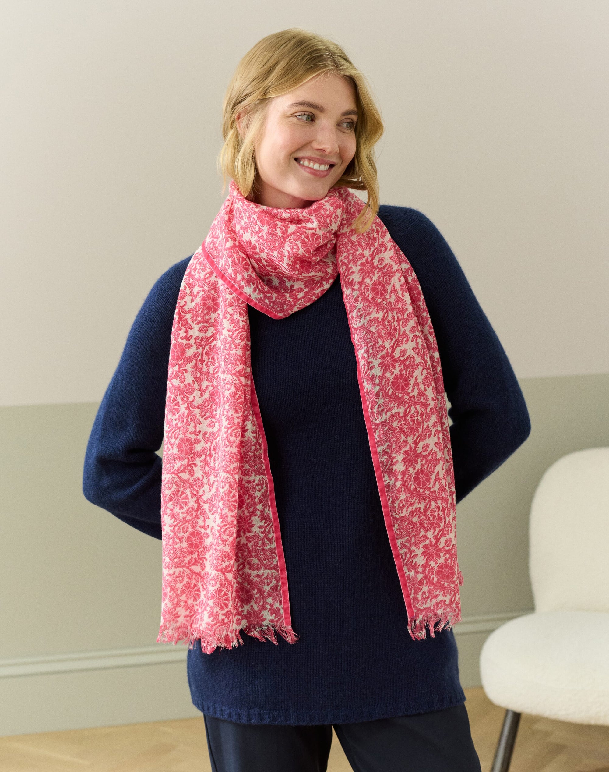 Velvet Trim Botanic Wool Stole