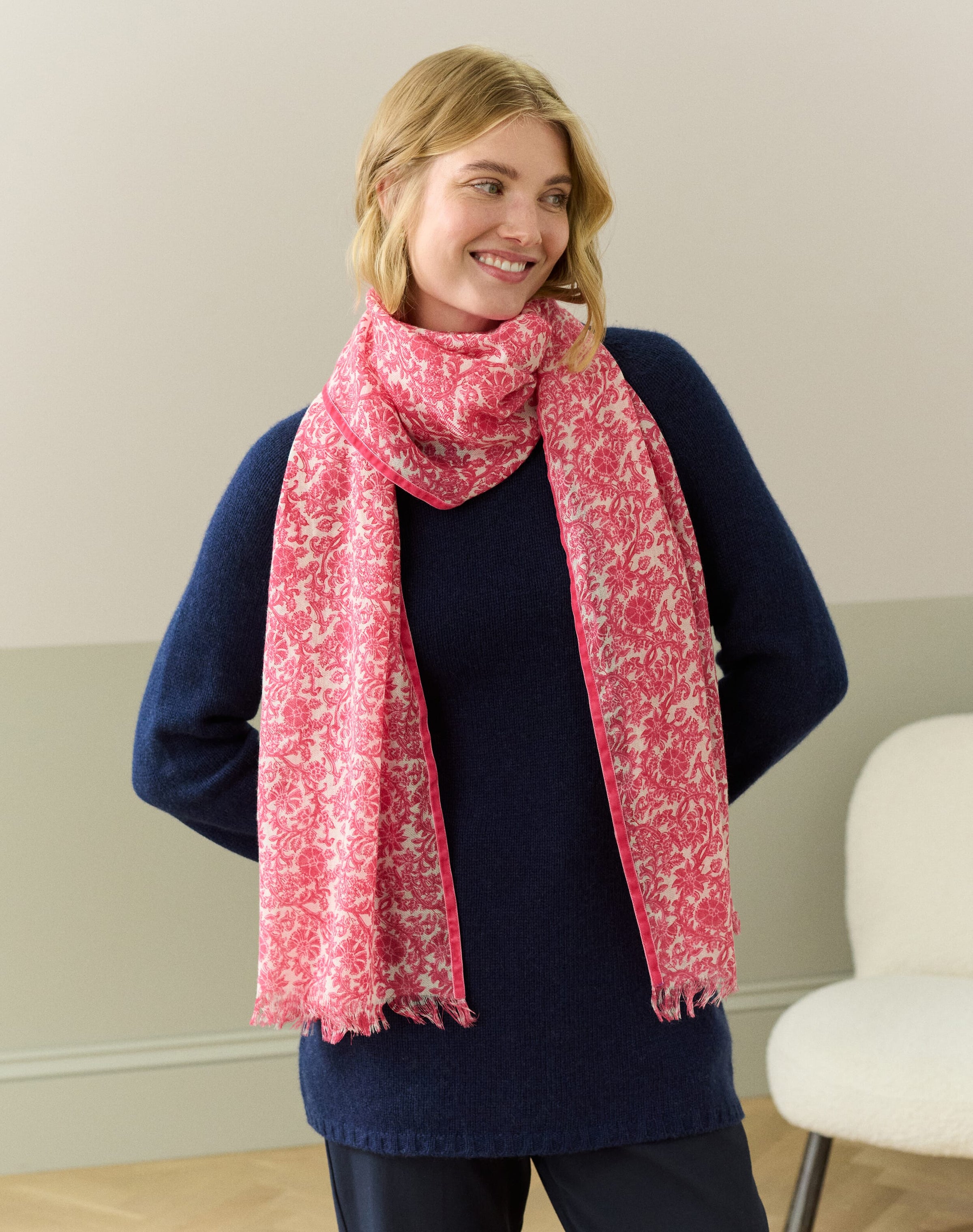 Velvet Trim Botanic Wool Stole