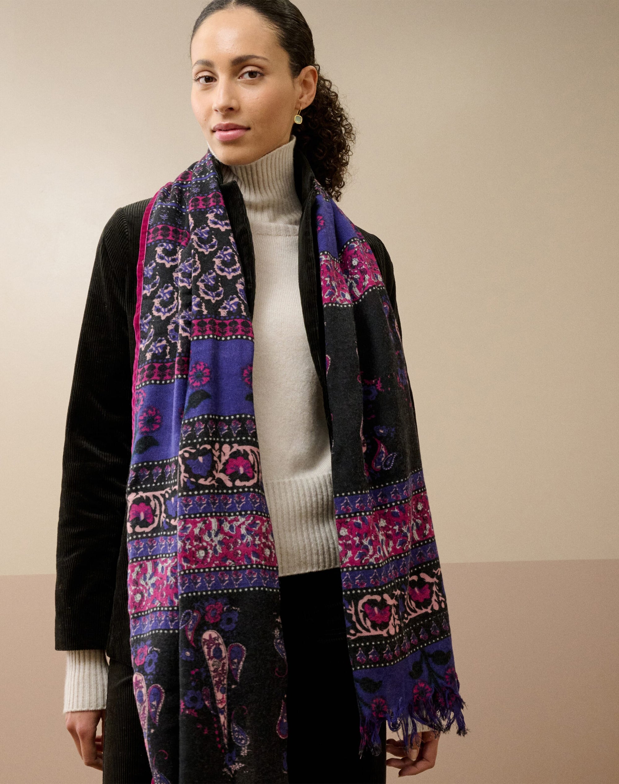 Velvet Trim Patchwork Print Stole