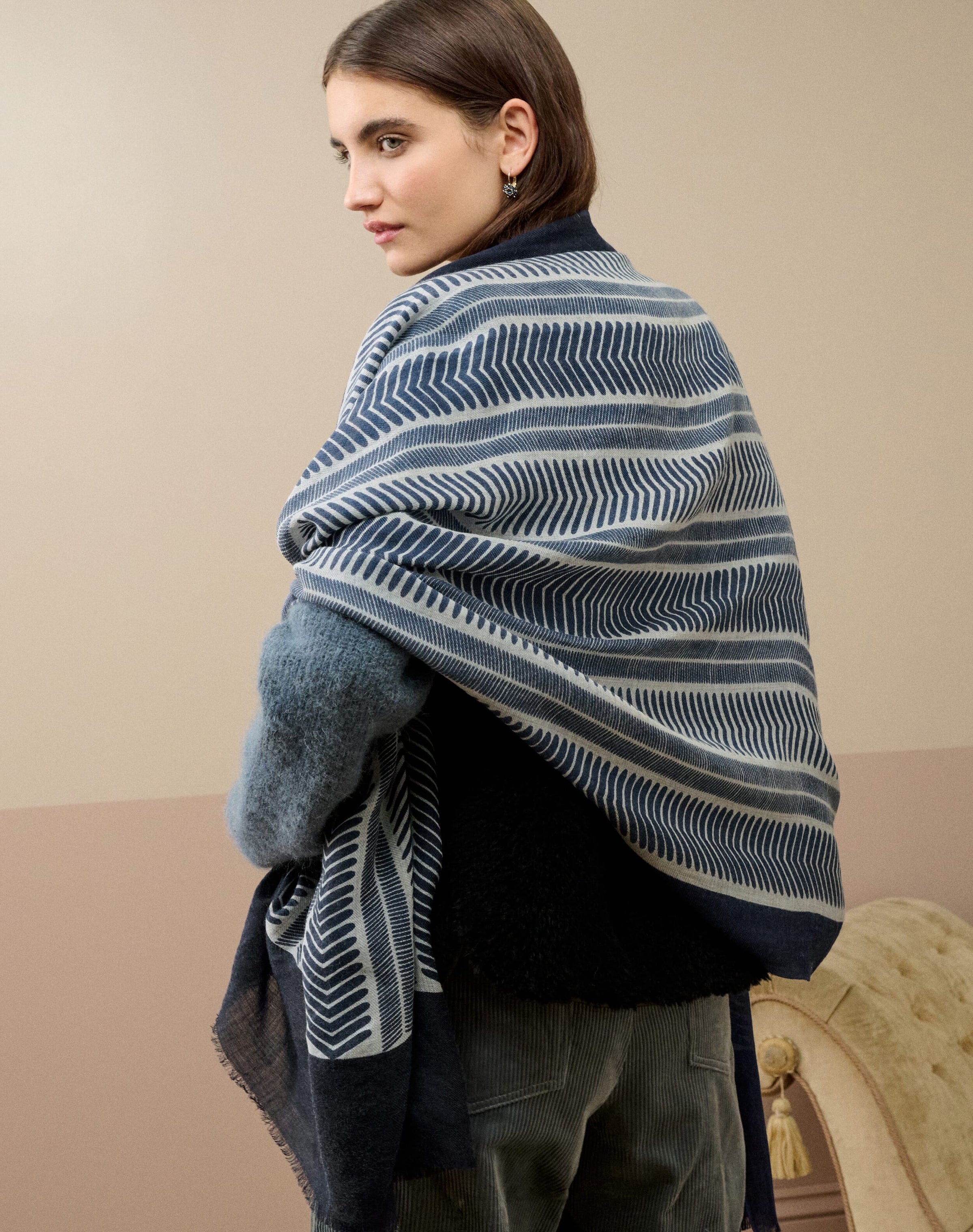 Wool Geometric Print Stole