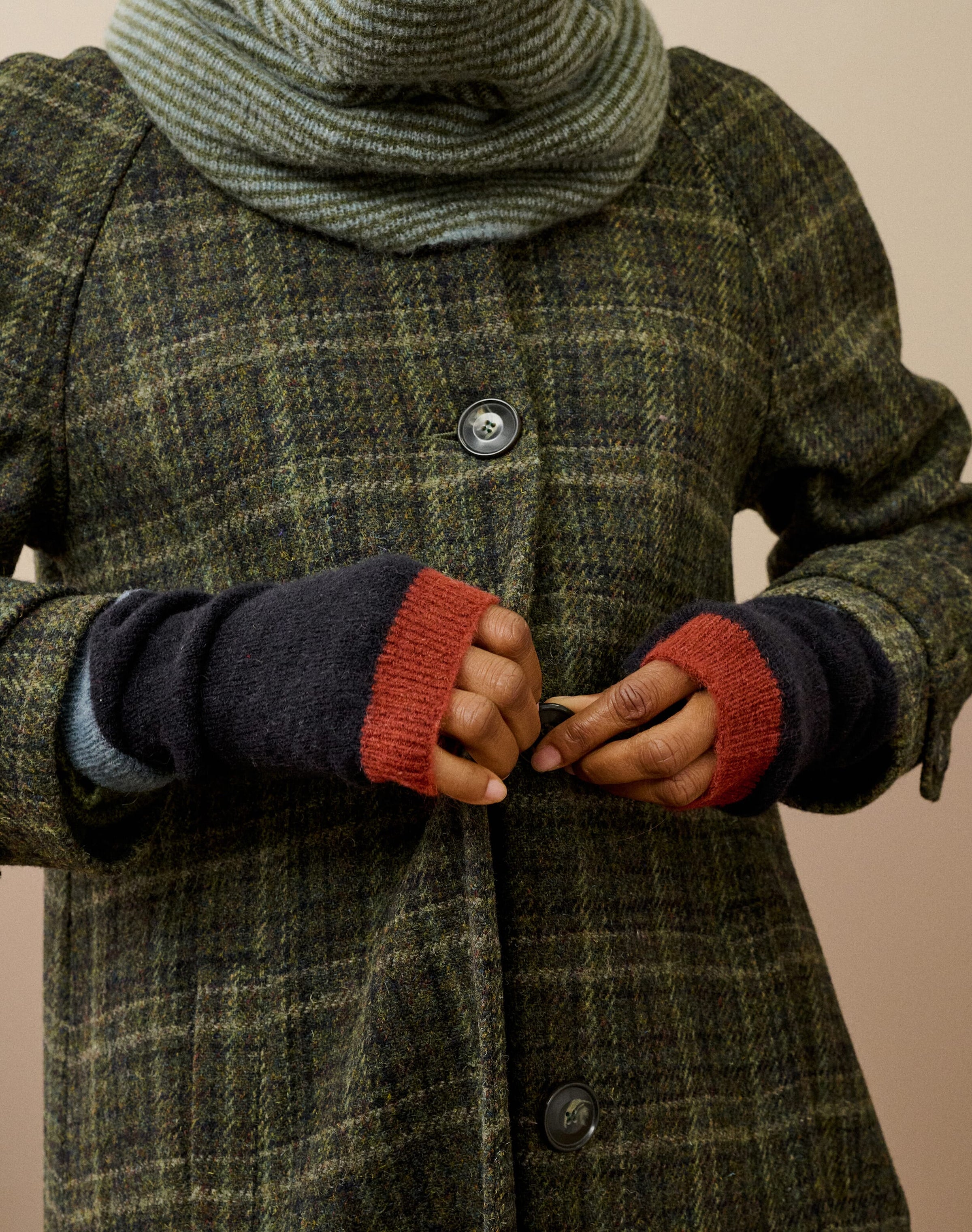 Alpaca Colour Block Wristwarmers