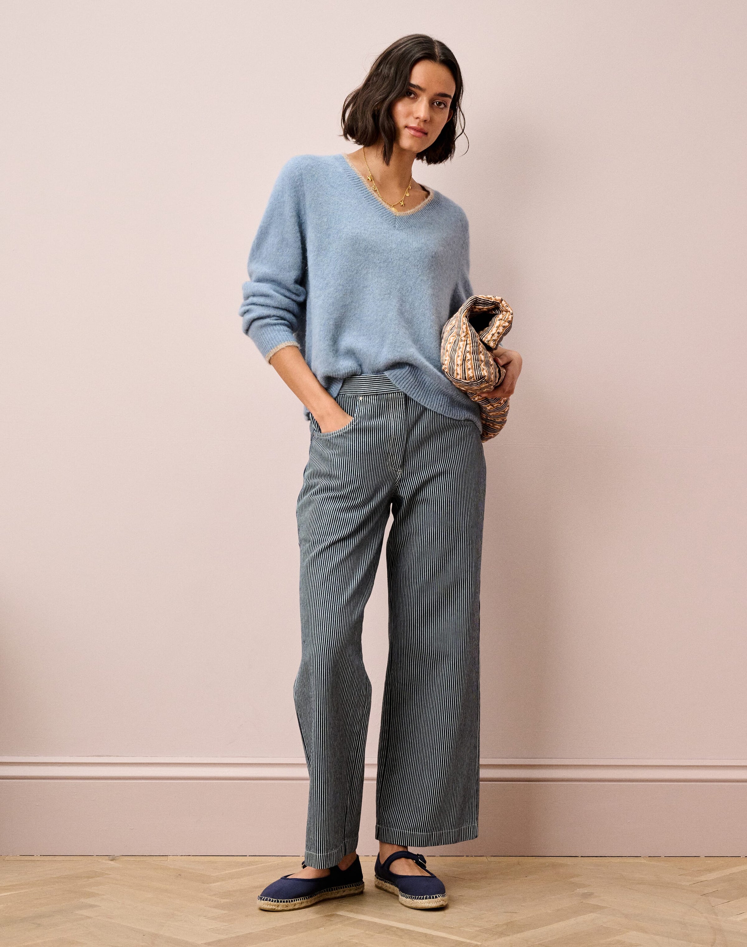 Alpaca V Neck Jumper