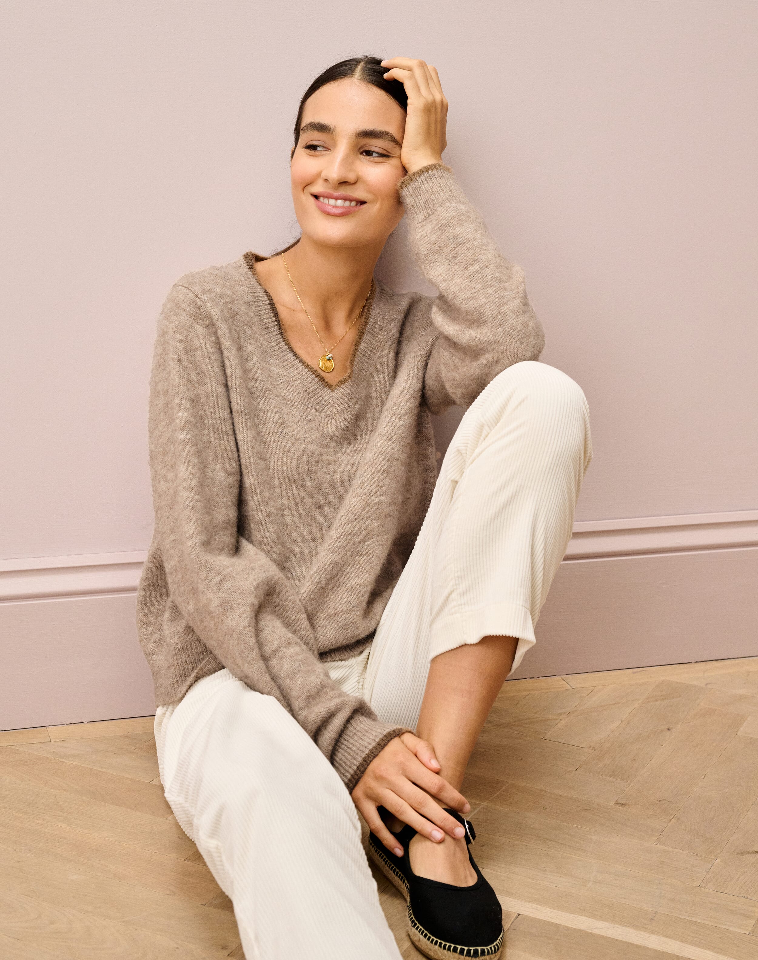 Alpaca V Neck Jumper