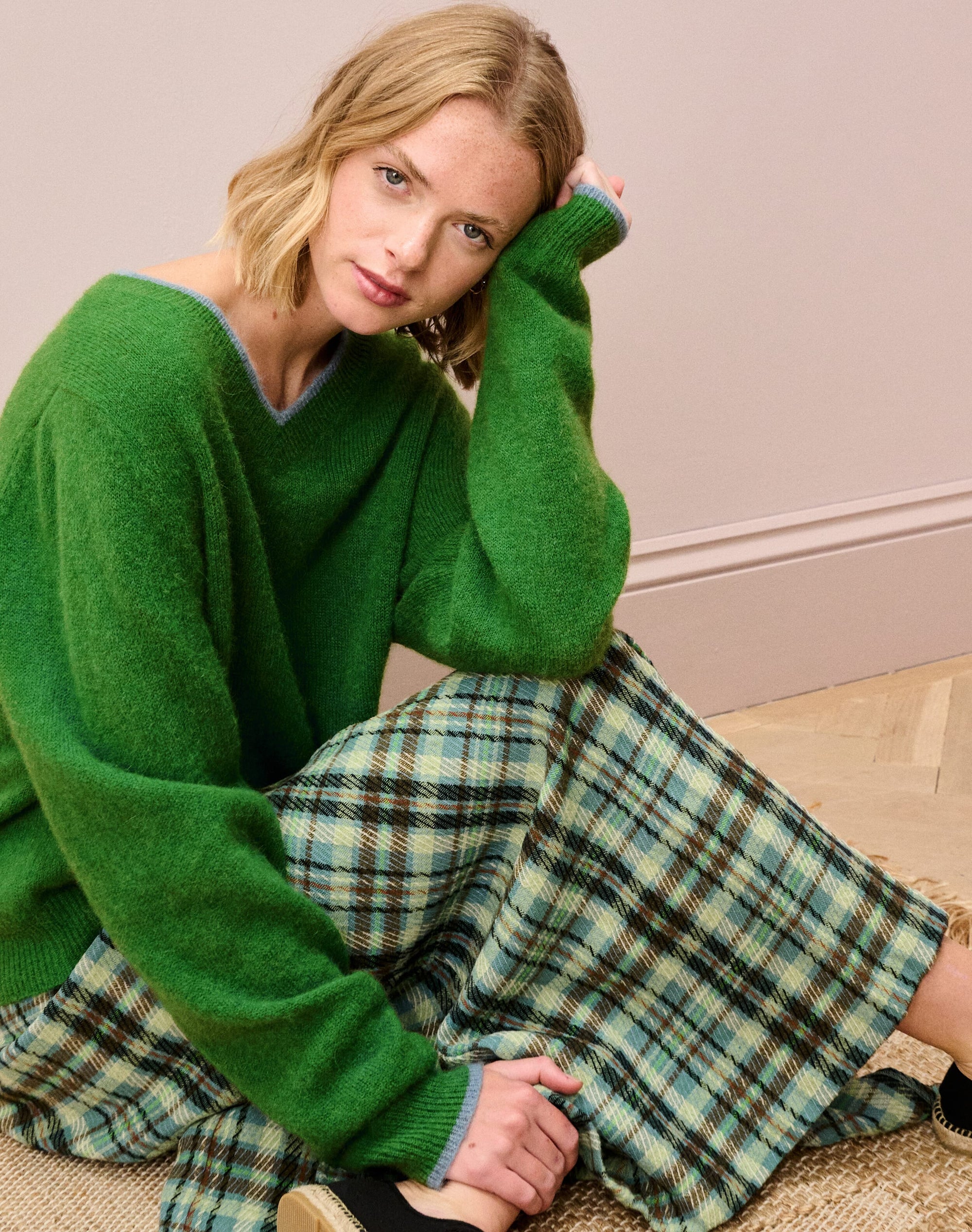 Alpaca V Neck Jumper