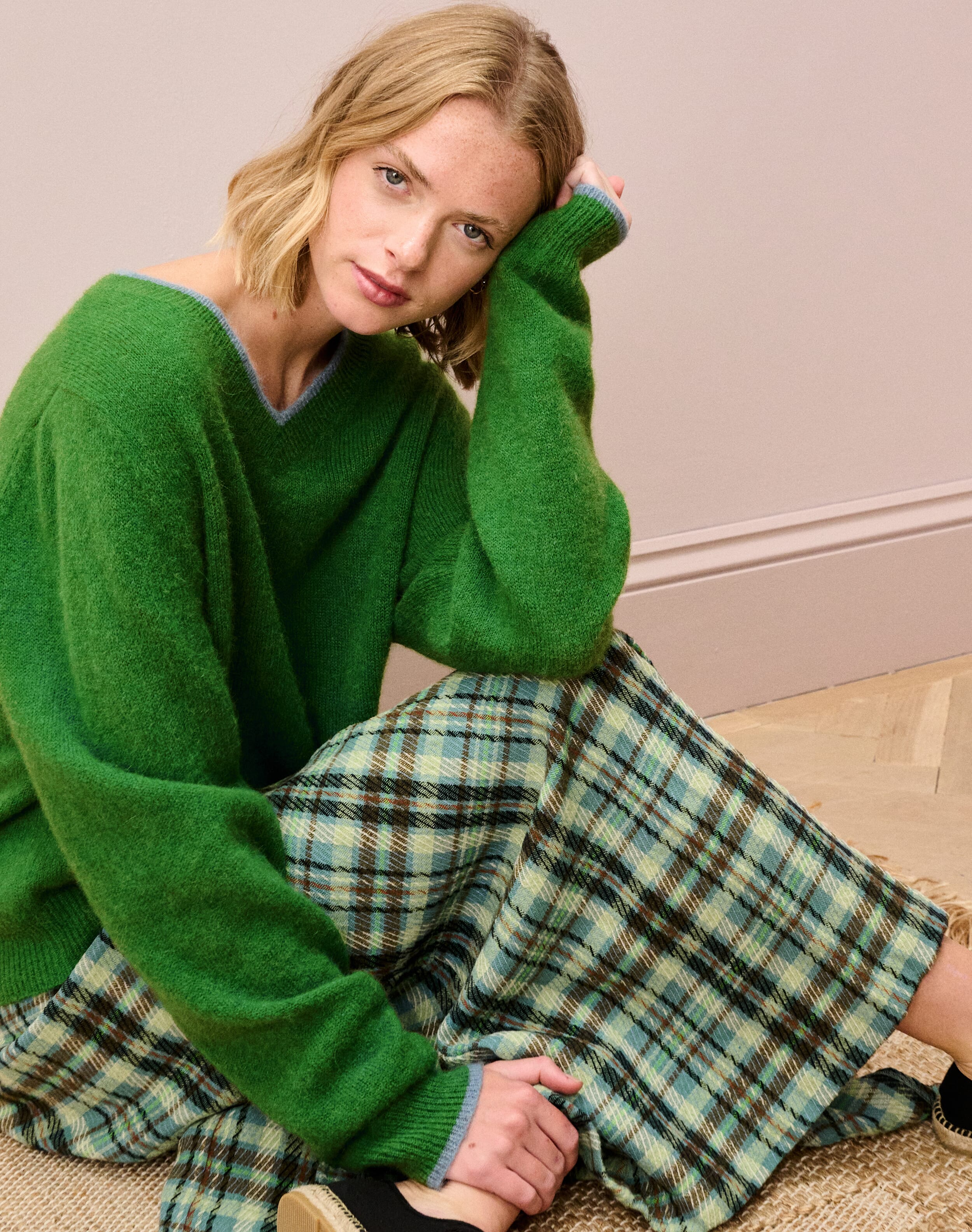 Alpaca V Neck Jumper