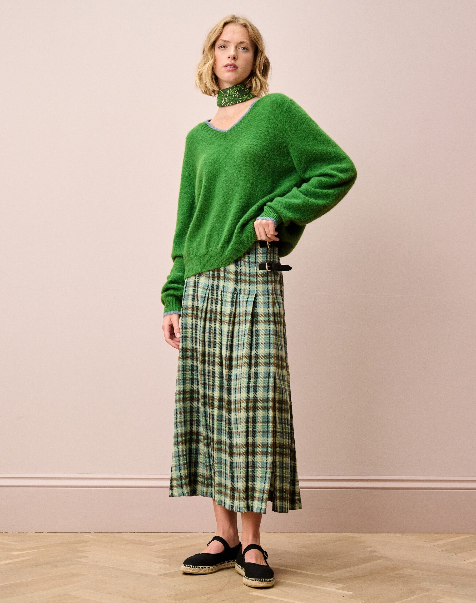 Alpaca V Neck Jumper