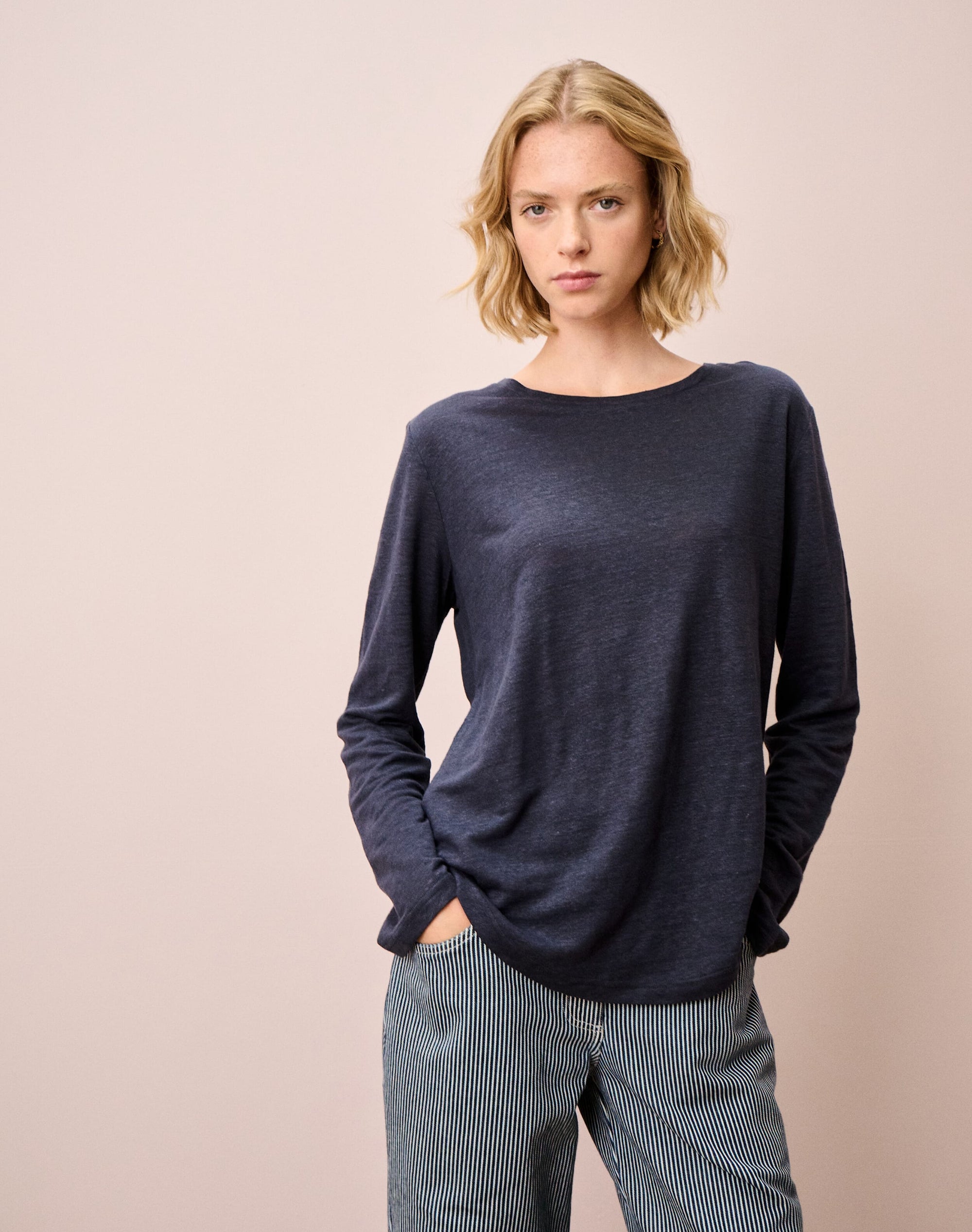 Linen Knit Boat Neck T-Shirt