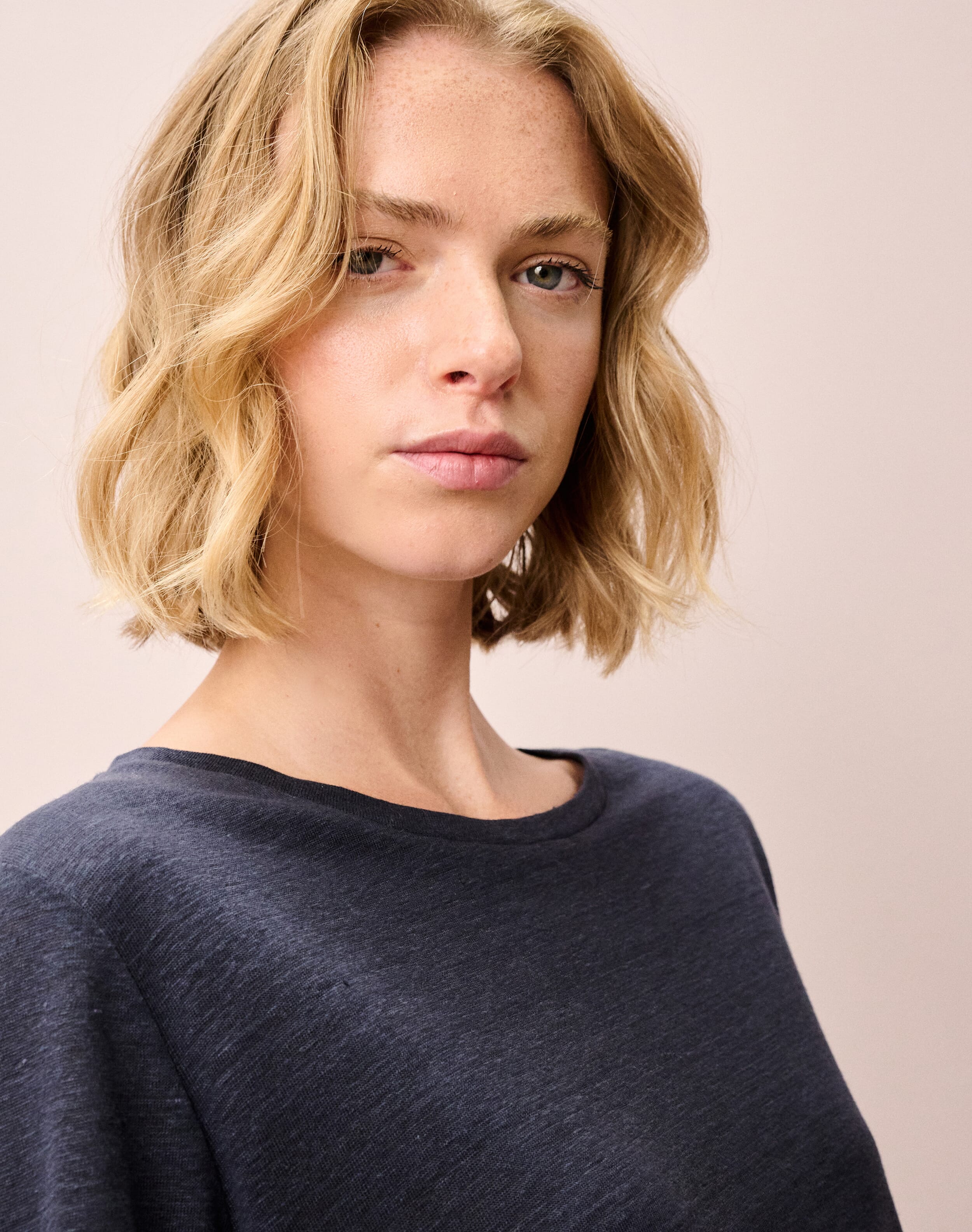 Linen Knit Boat Neck T-Shirt