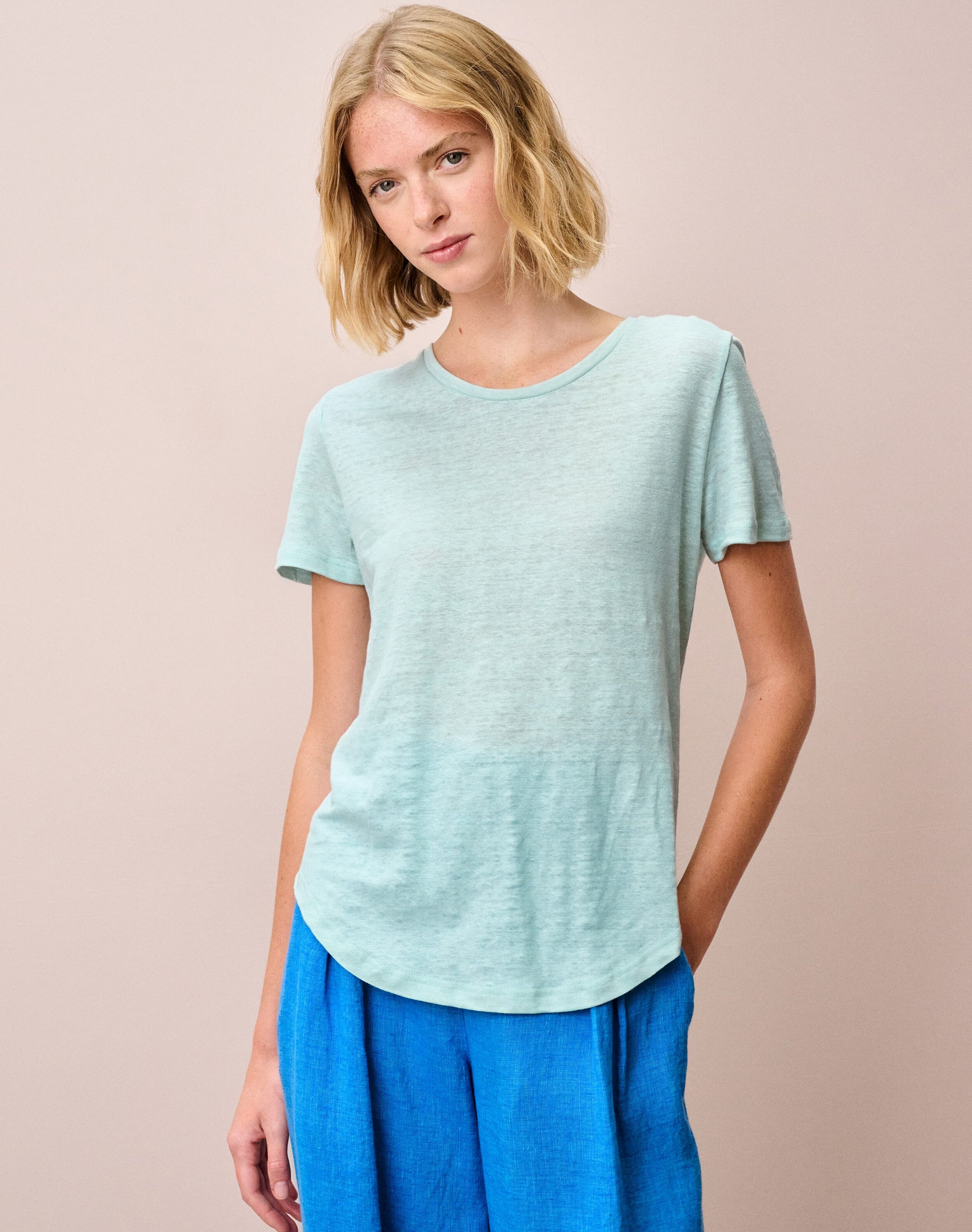 Linen Knit T-Shirt