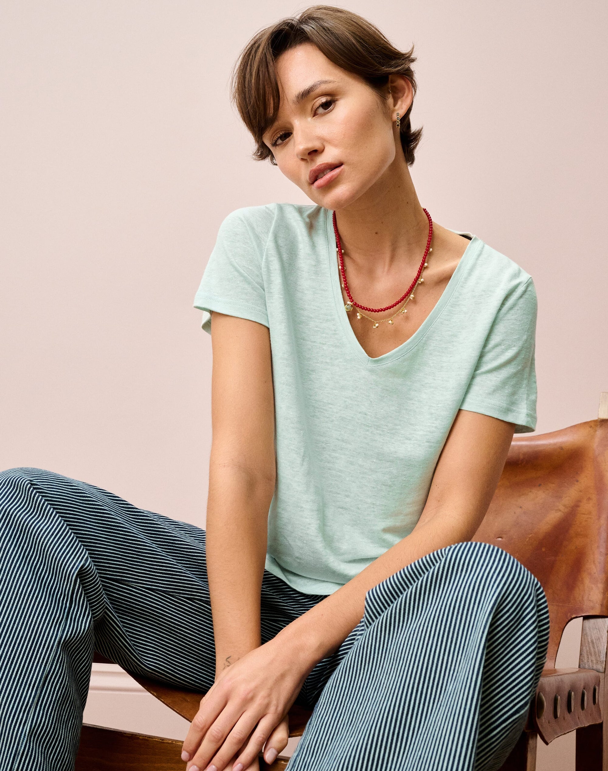 Linen Knit V Neck T-Shirt