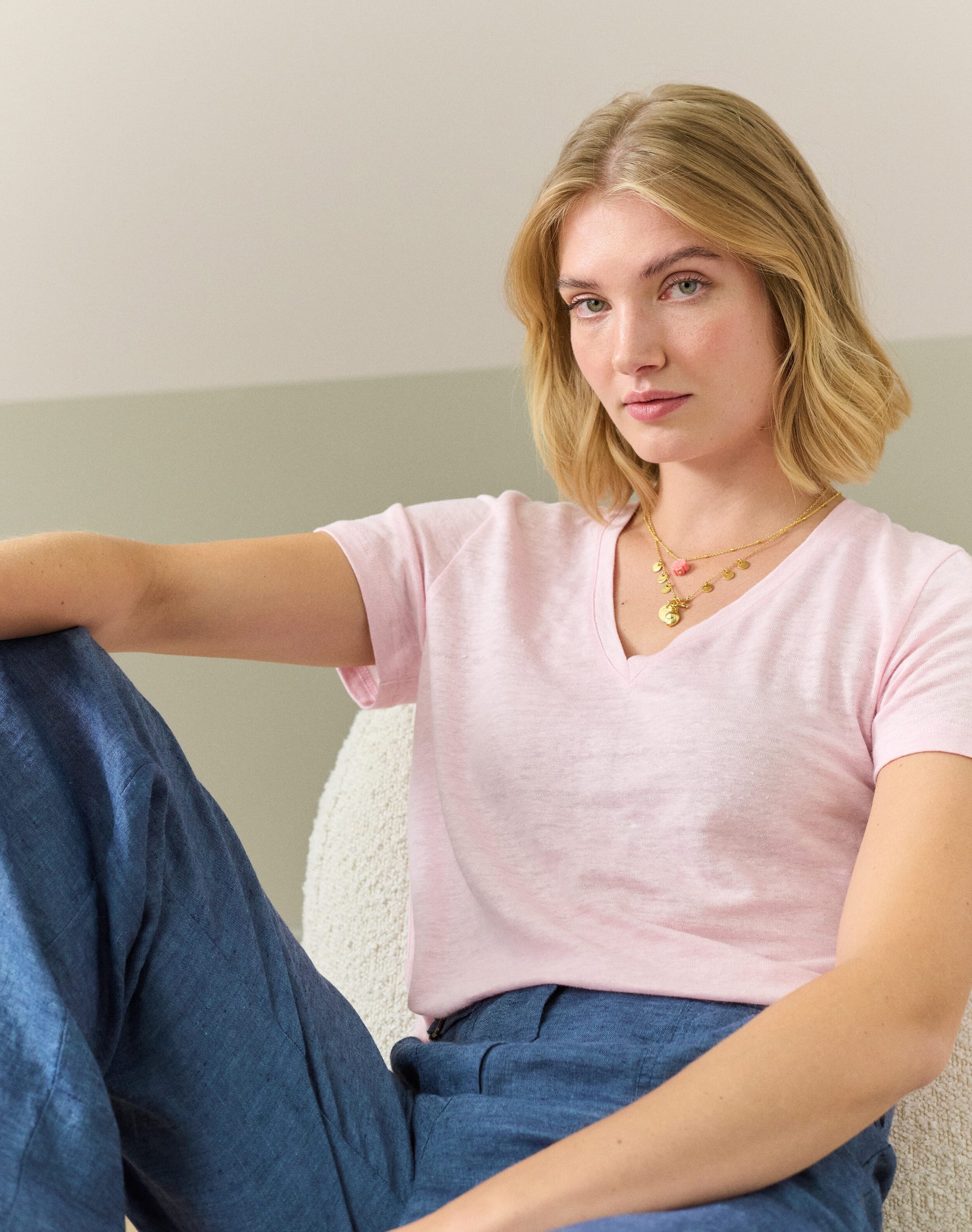 Linen Knit V Neck T-Shirt