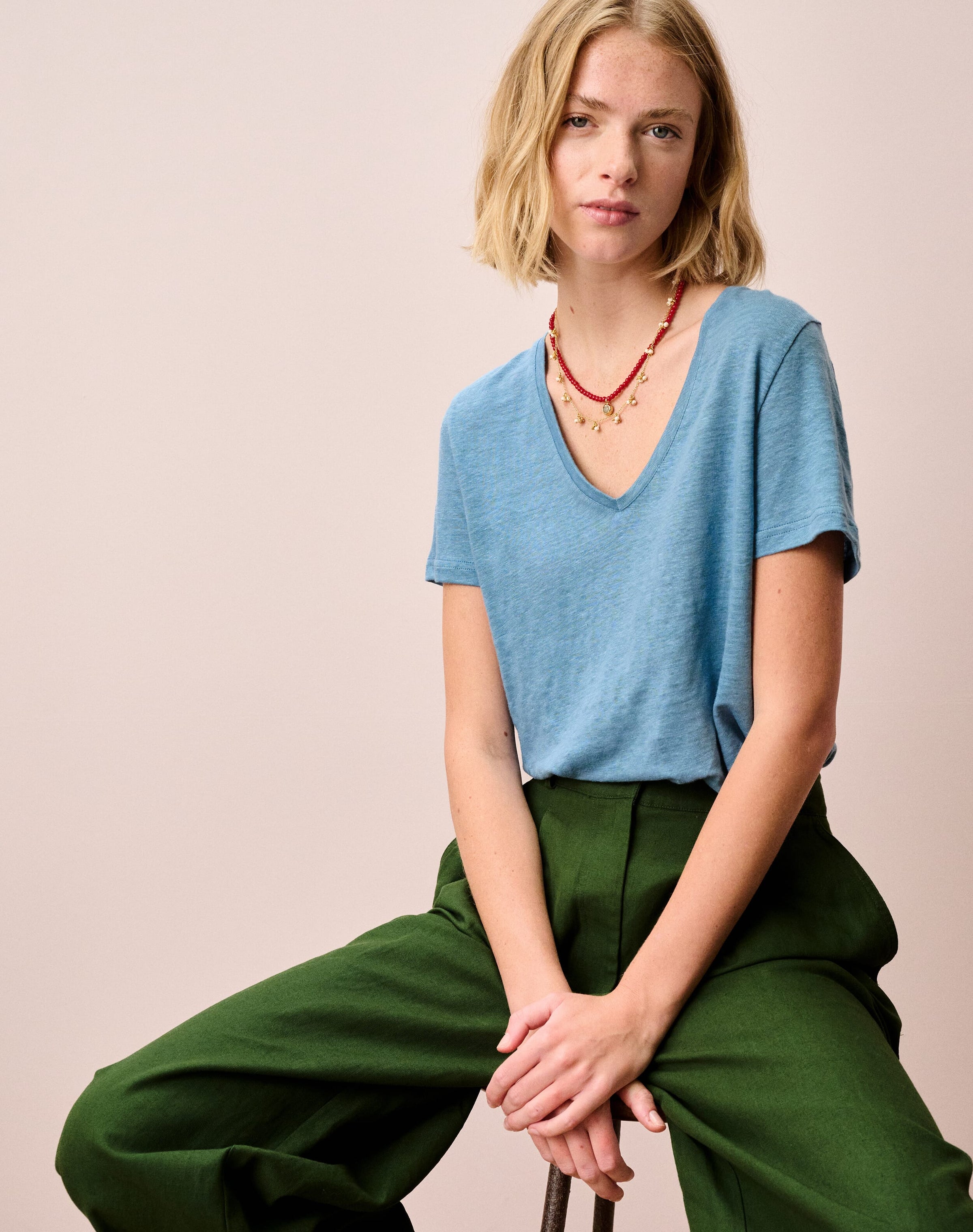 Linen Knit V Neck T-Shirt