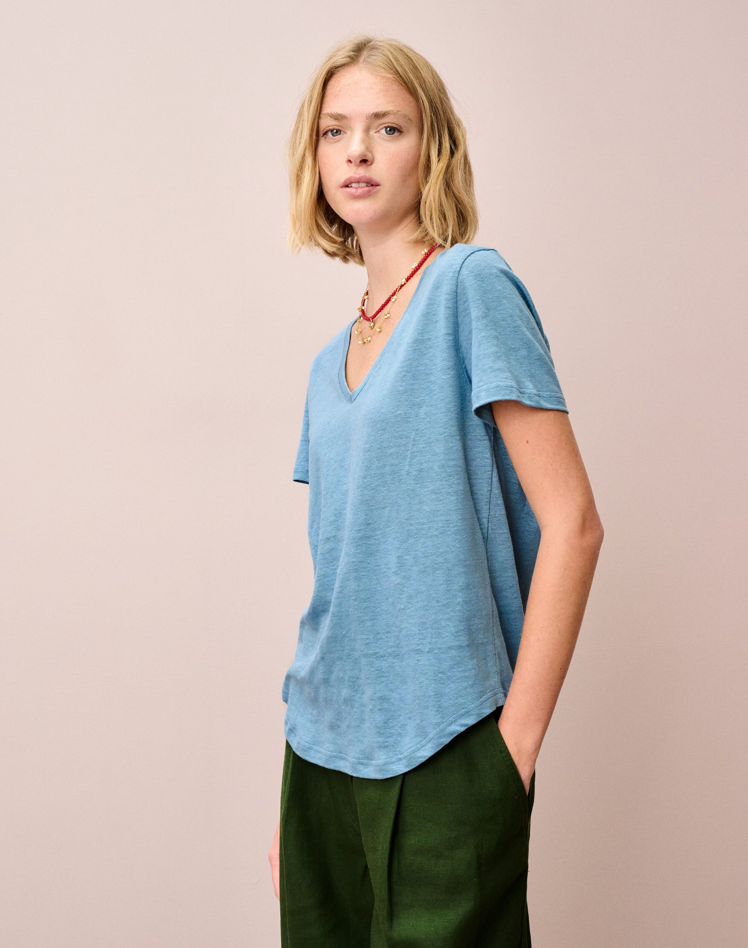 Linen Knit V Neck T-Shirt