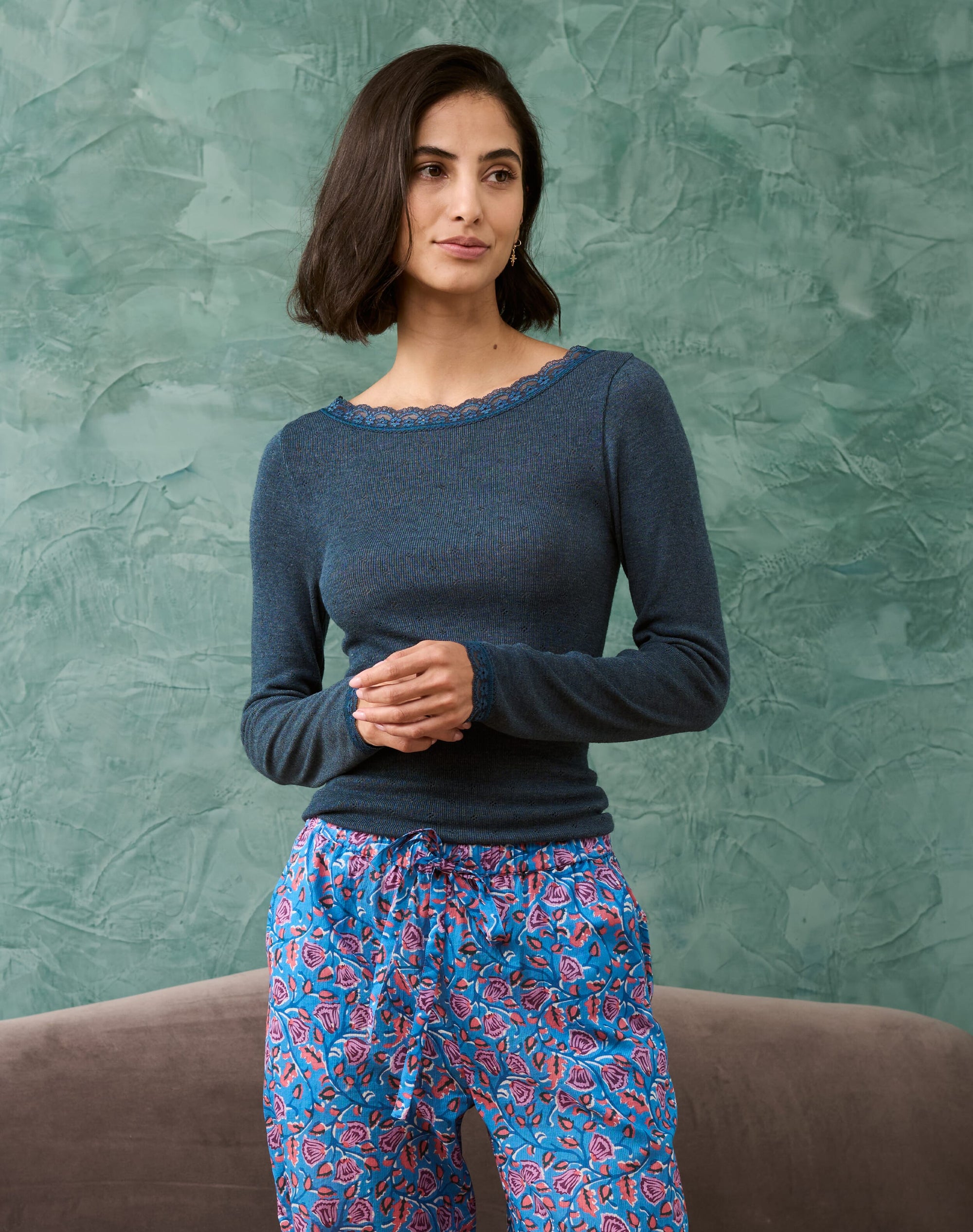 Lace Trim Scoop Neck