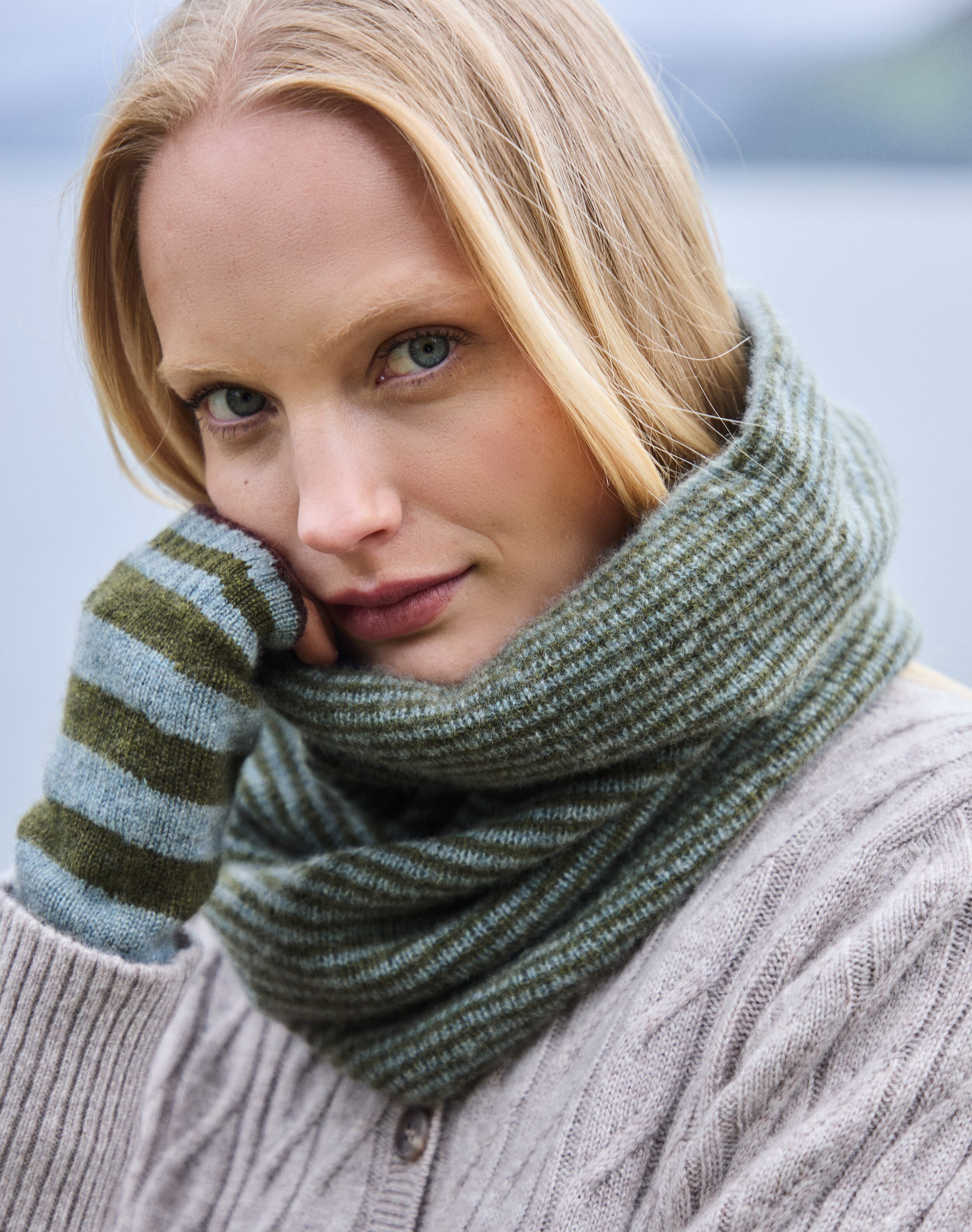 Cashmere Gauzy Stripe Snood