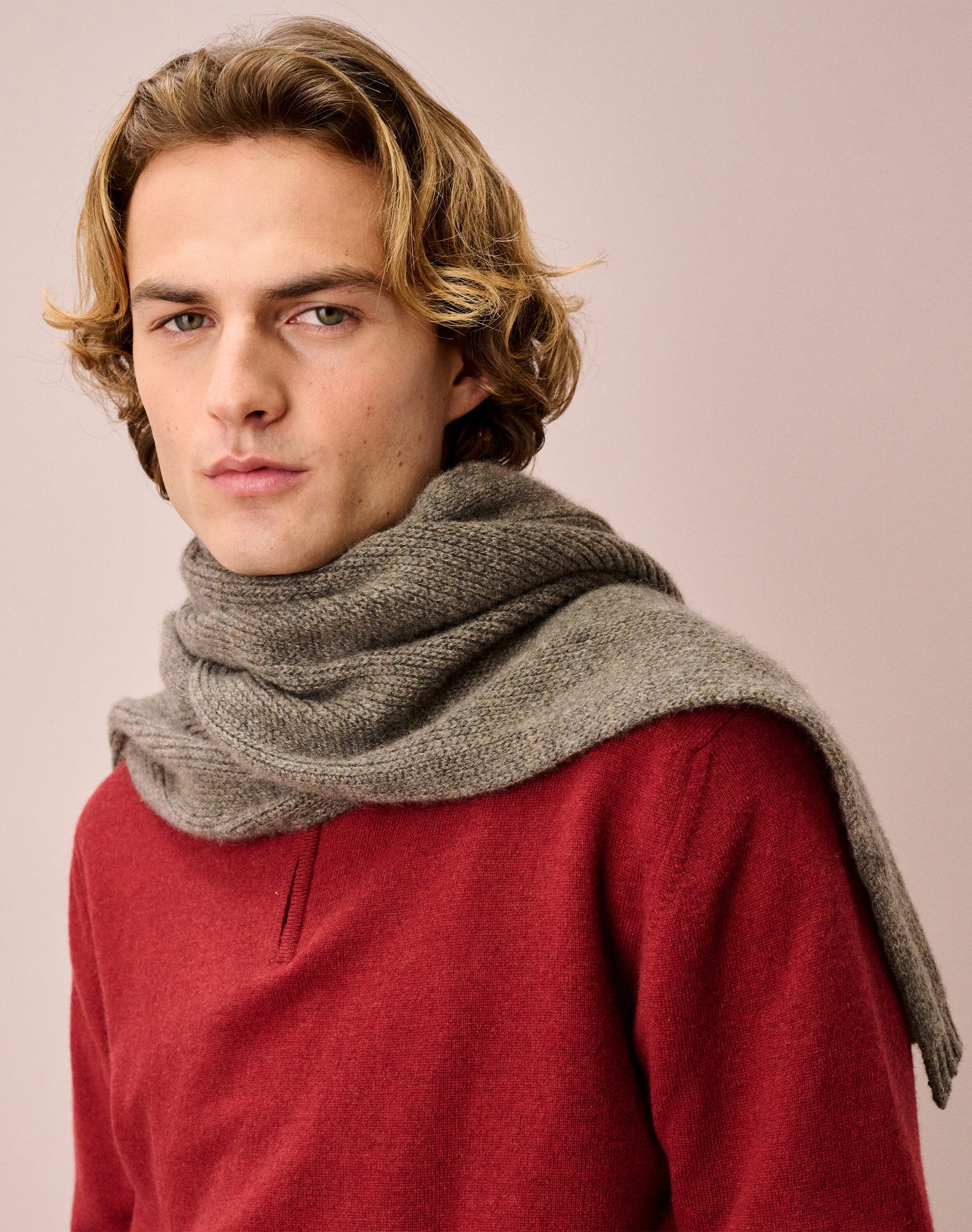 Cashmere Knitted Scarf
