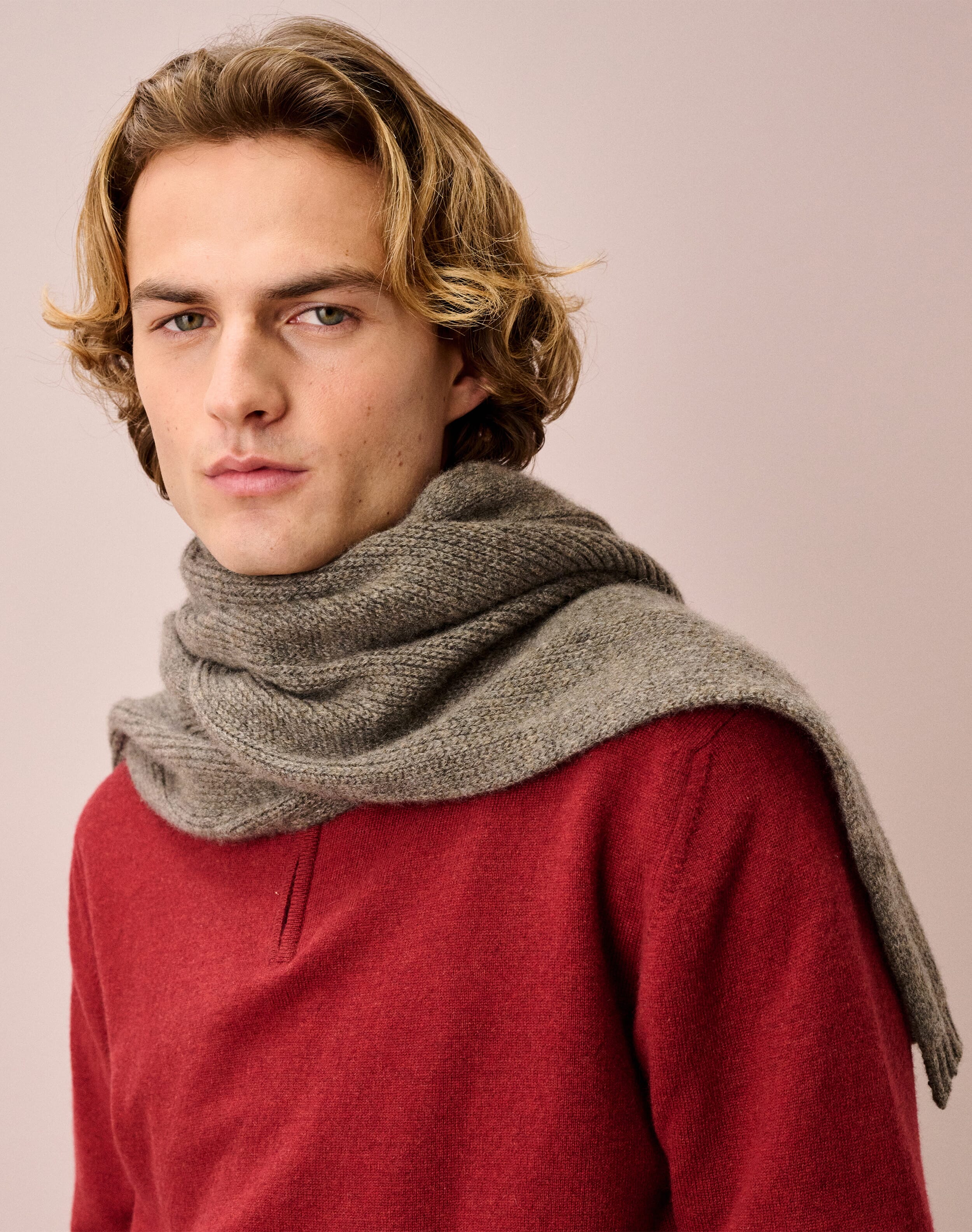 Cashmere Knitted Scarf