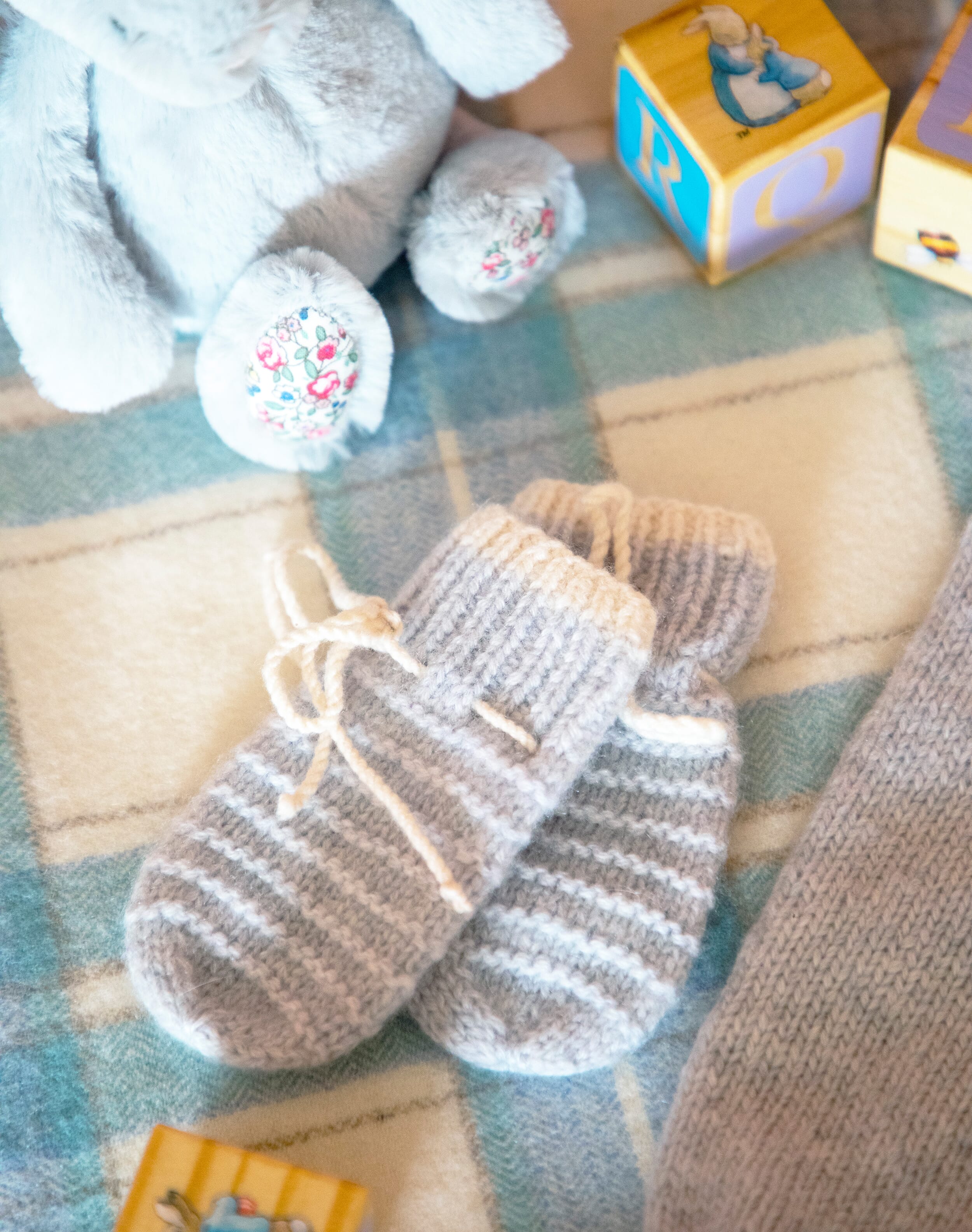 Cashmere Hand Knit Mittens