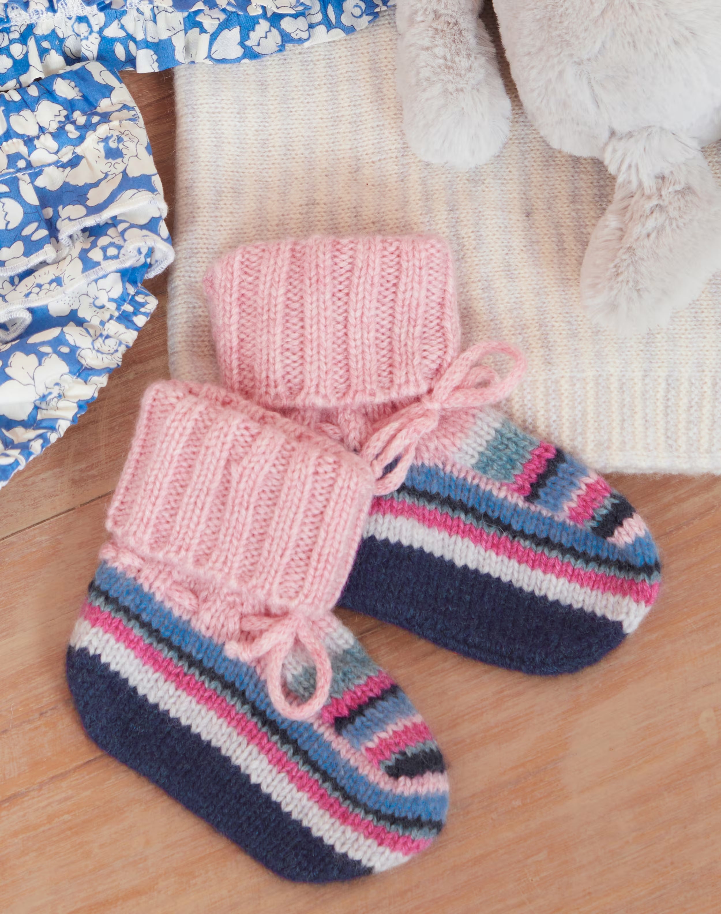 Cashmere Hand Knit Inca Bootees