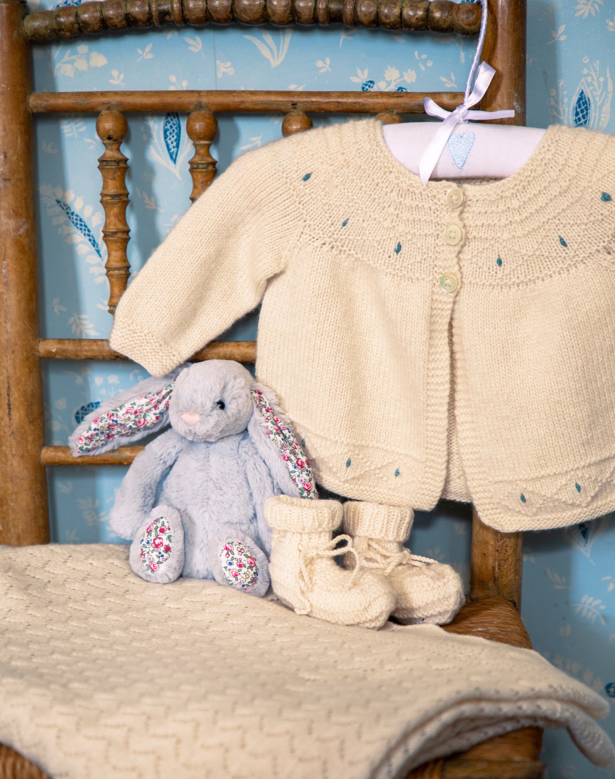Cashmere Hand Knit Bootees