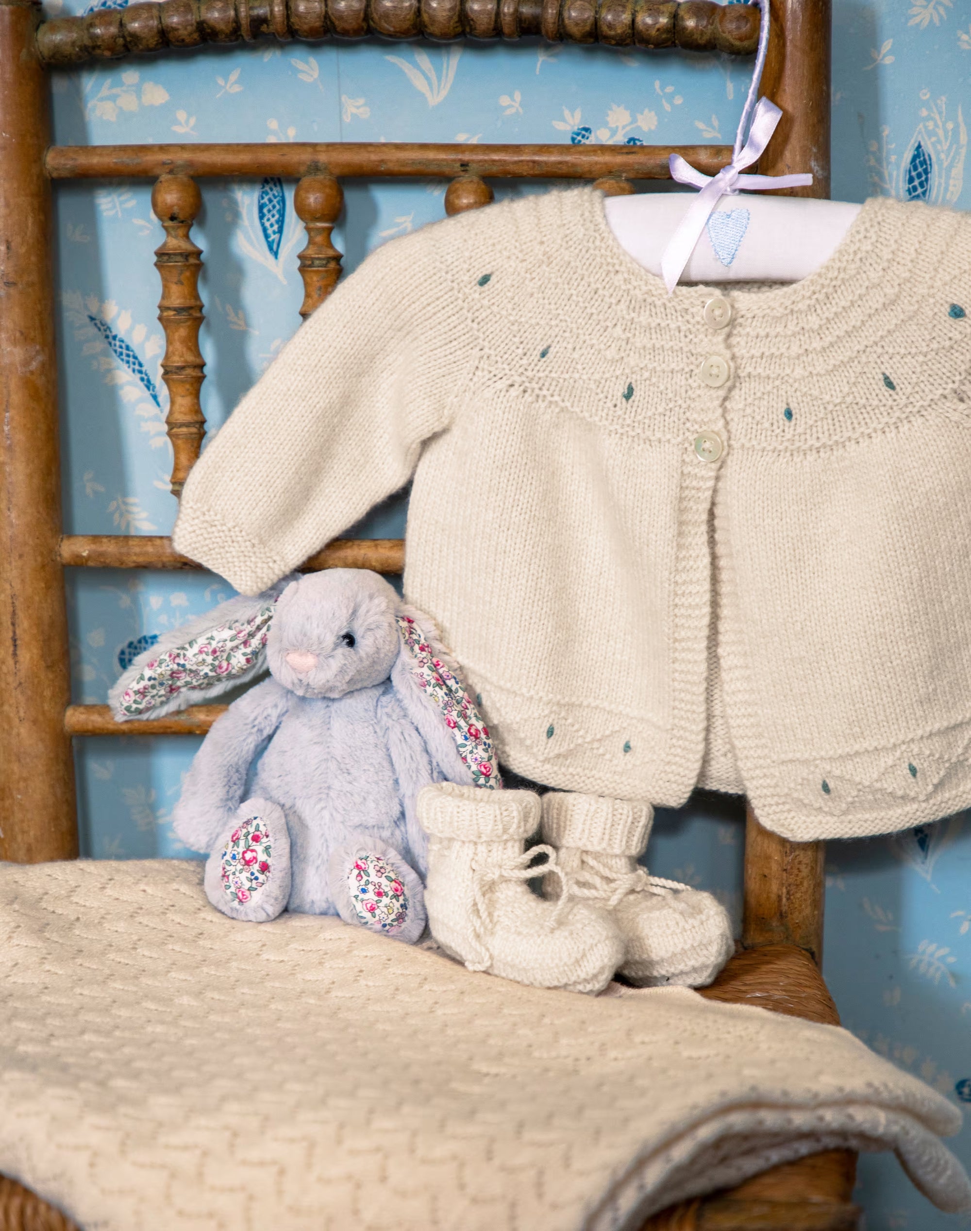Cashmere Hand Knit Bootees