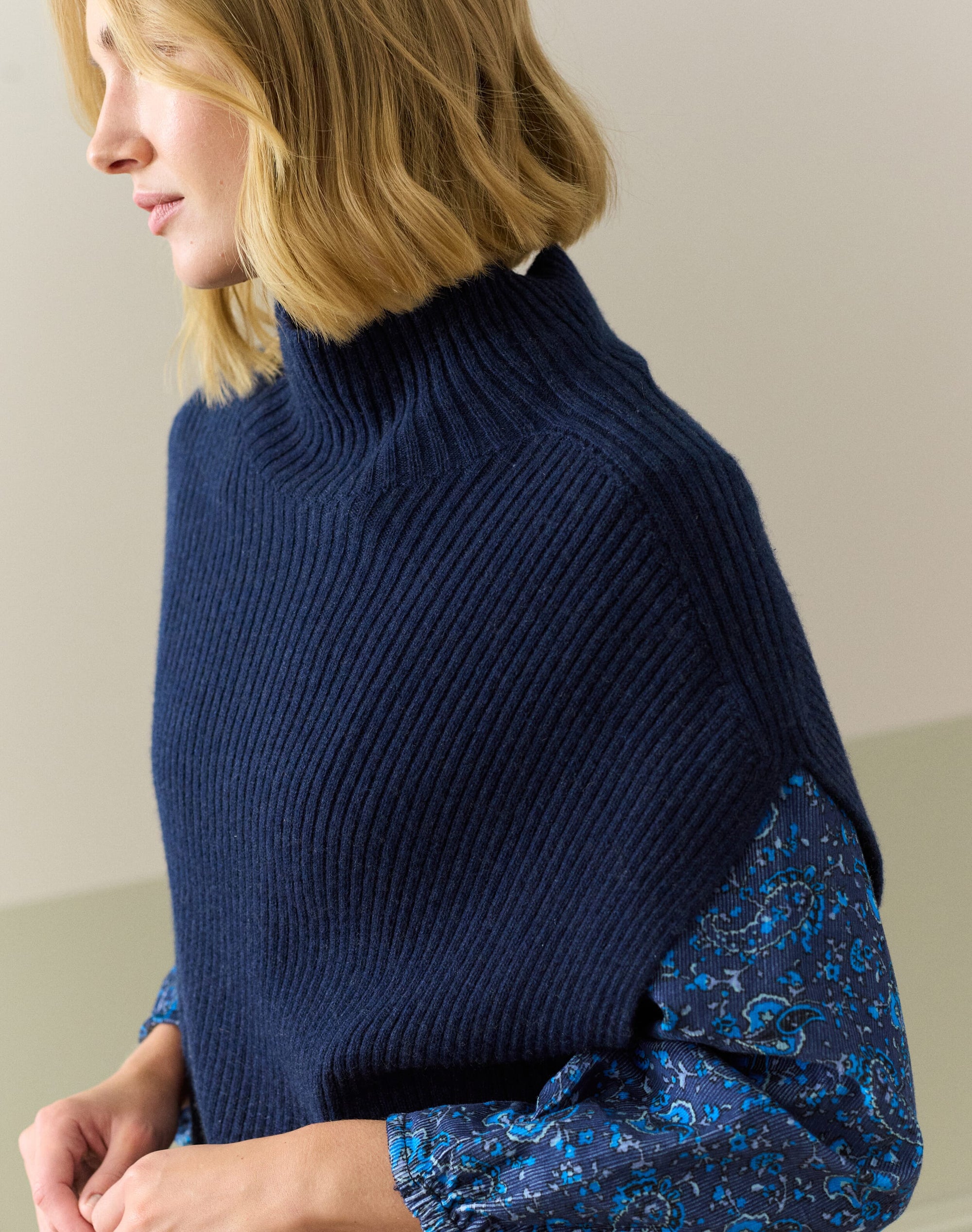 Cashmere Ribbed Poncho