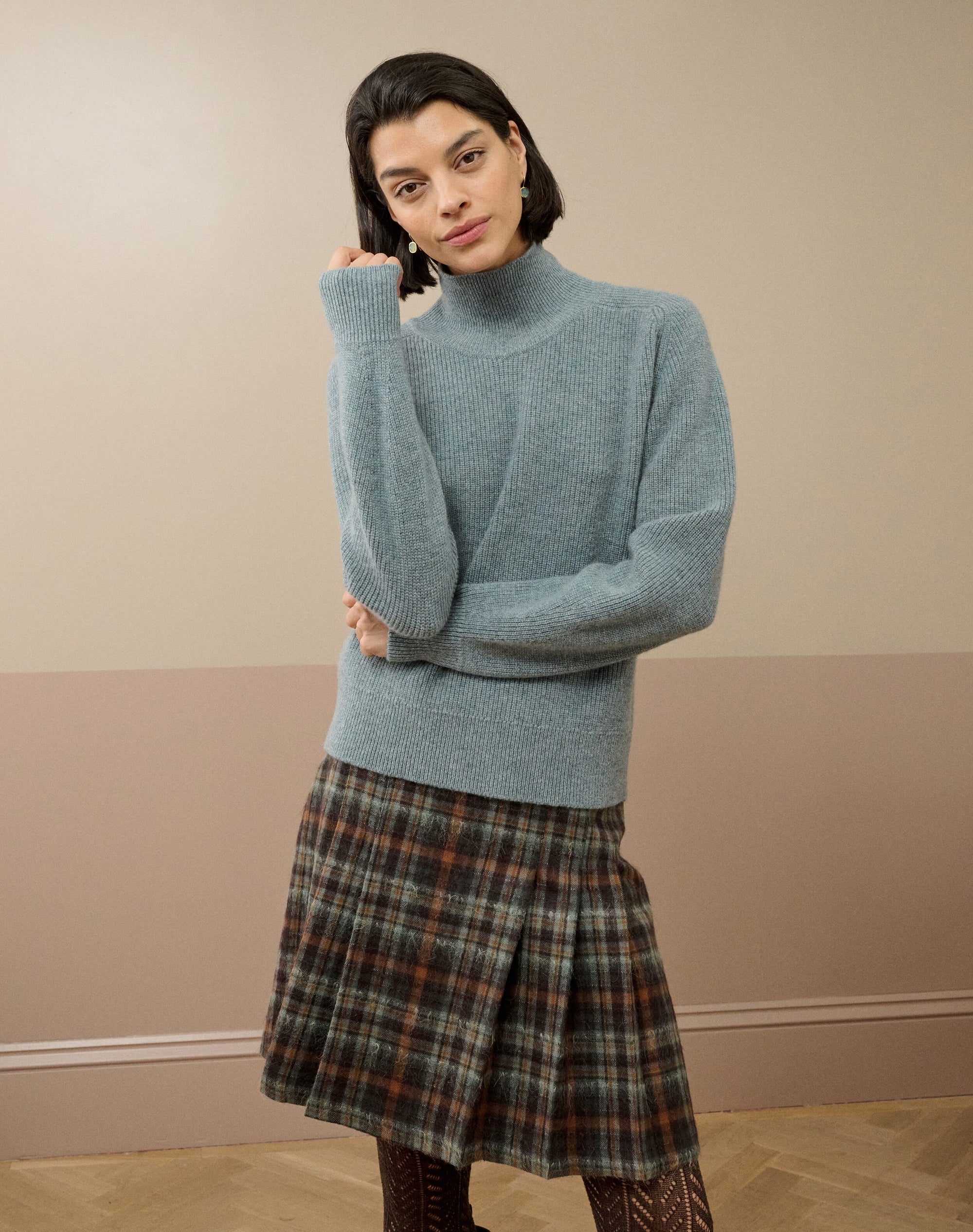 Cashmere Ribbed Week End Polo Neck