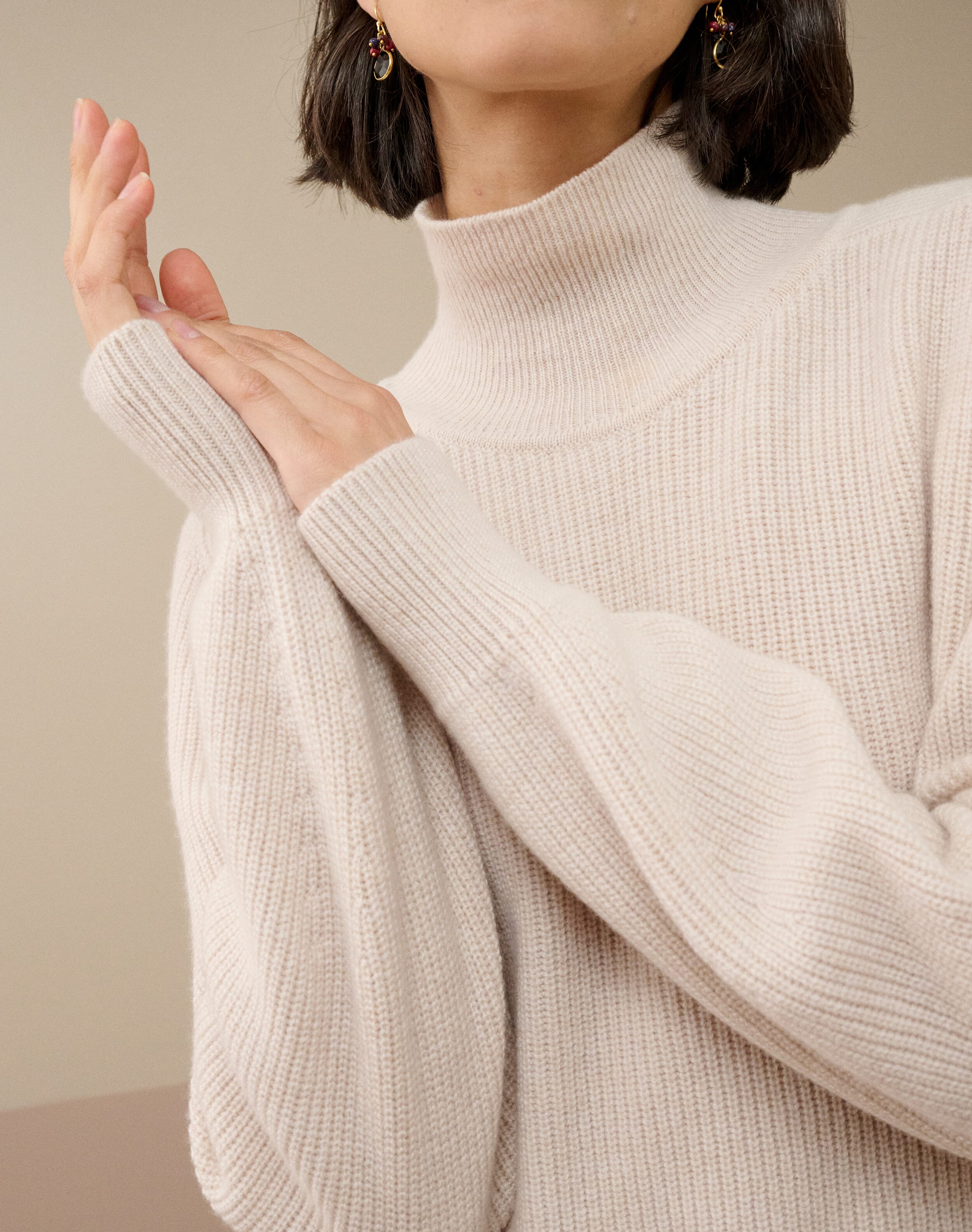 Cashmere Ribbed Week End Polo Neck