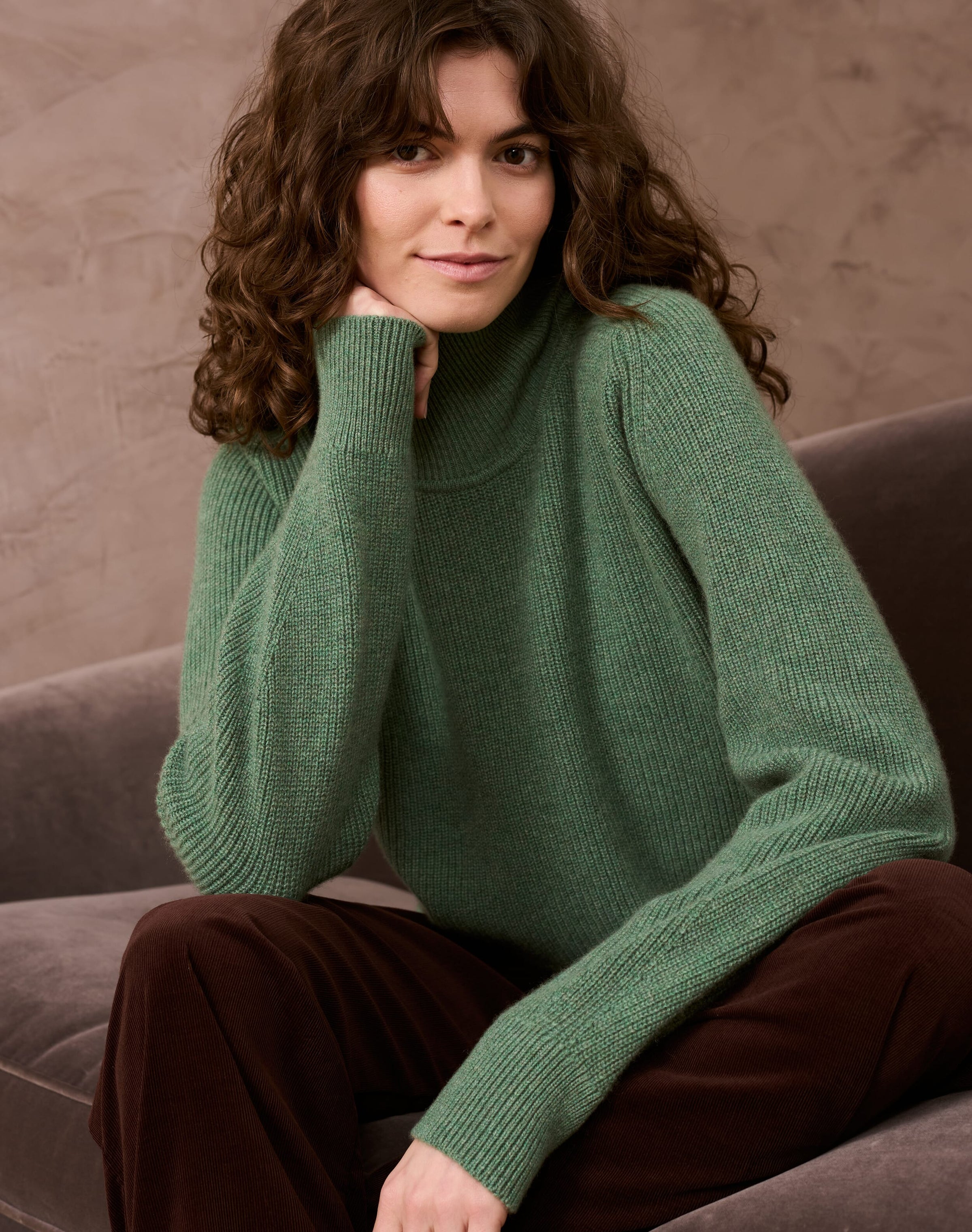 Cashmere Ribbed Week End Polo Neck