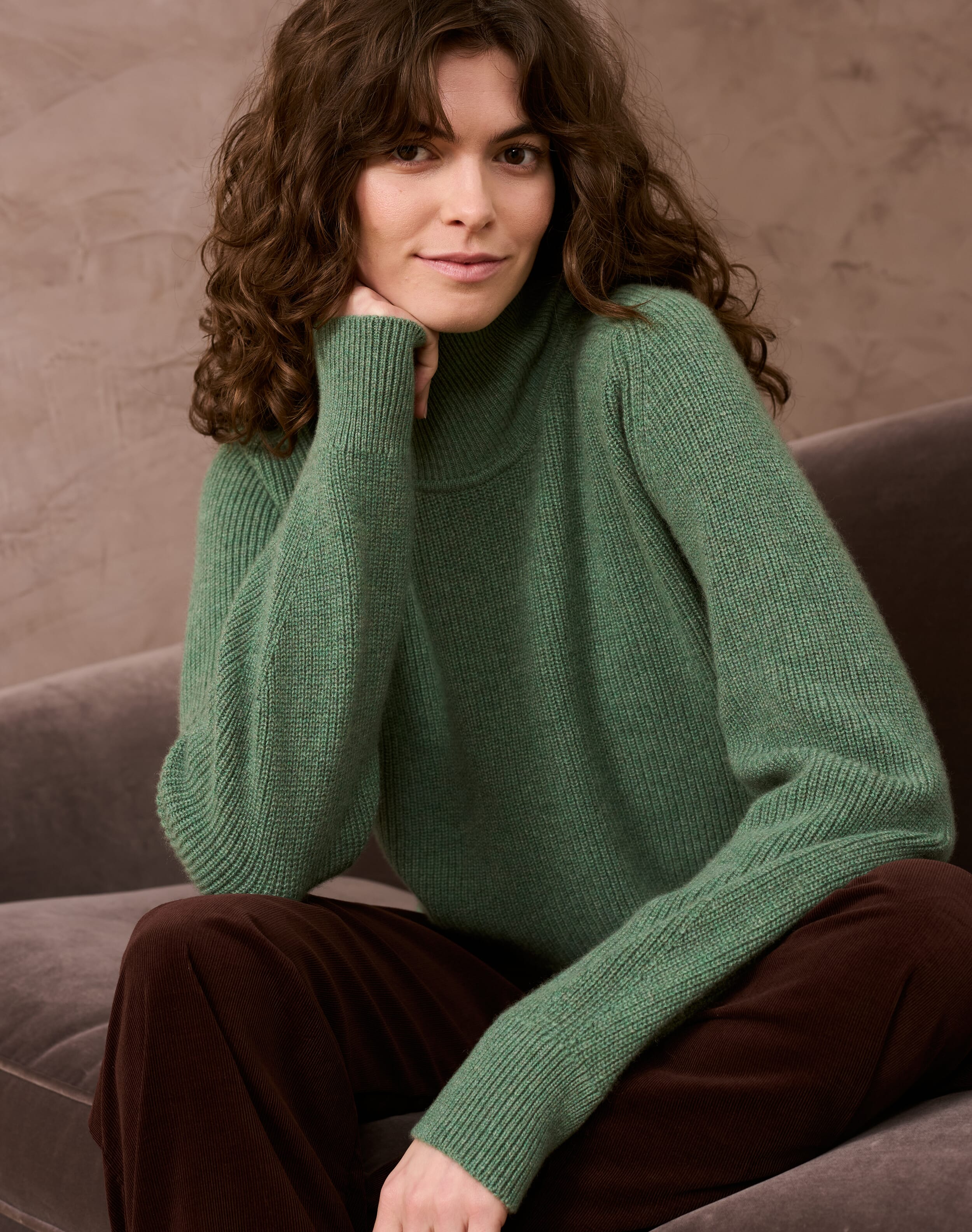 Cashmere Ribbed Week End Polo Neck