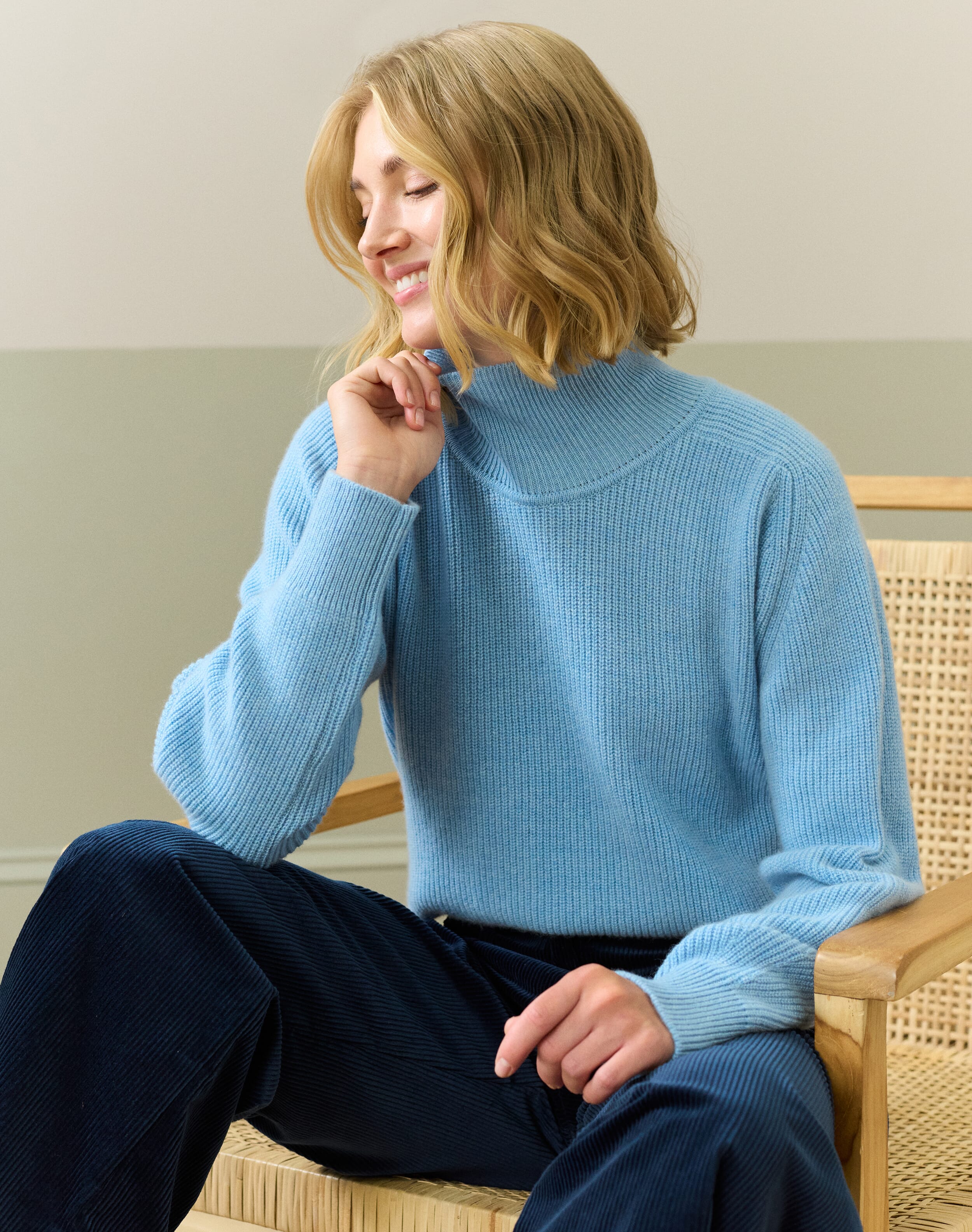 Cashmere Ribbed Week End Polo Neck