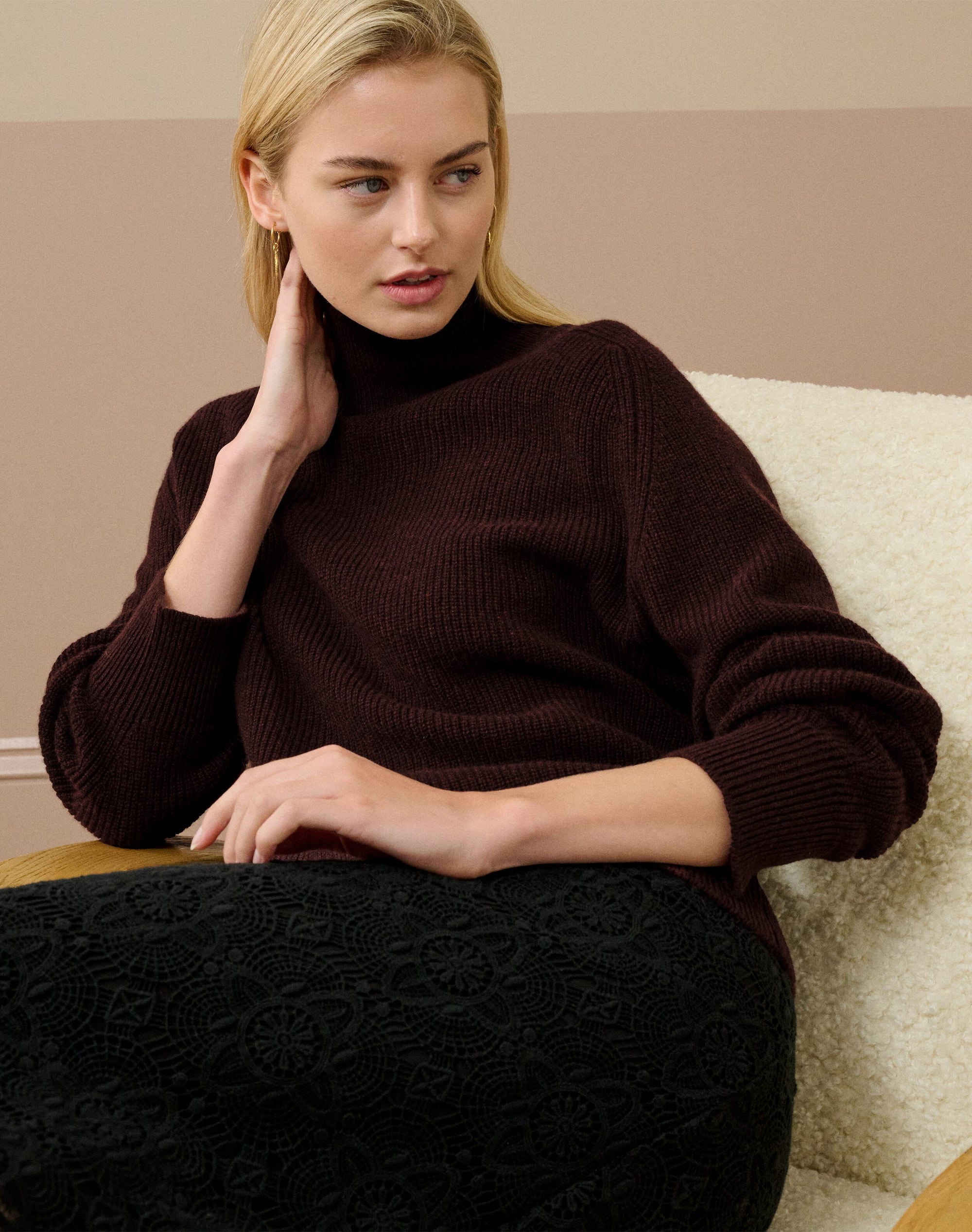 Cashmere Ribbed Week End Polo Neck