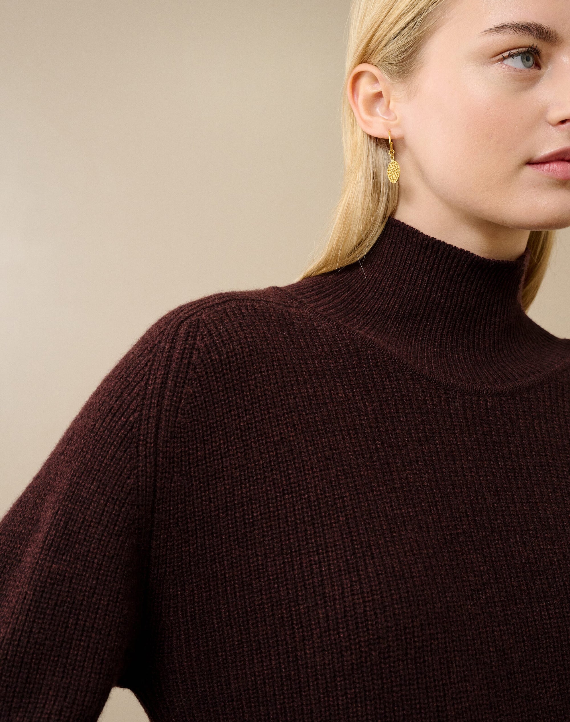 Cashmere Ribbed Week End Polo Neck