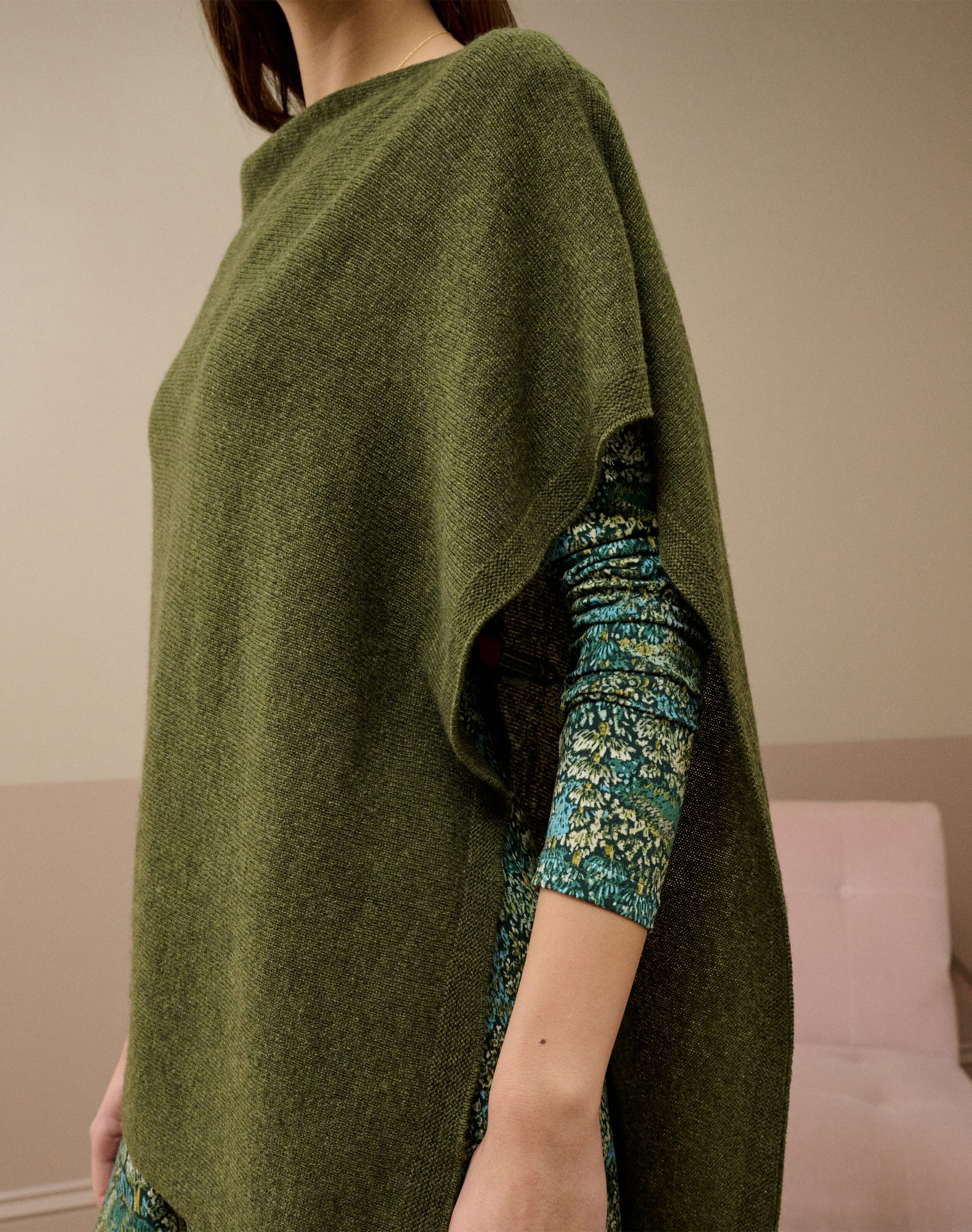Cashmere Gauzy Knit Poncho
