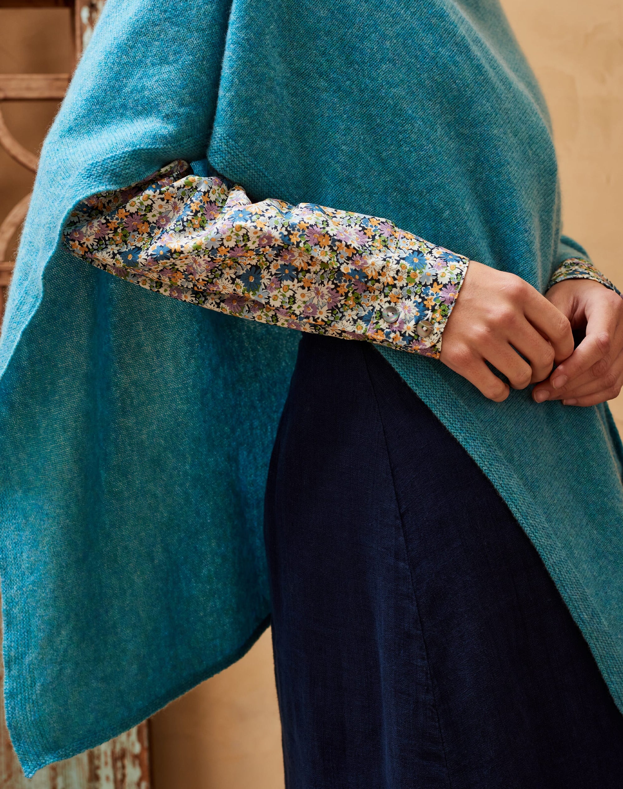 Cashmere Gauzy Knit Poncho