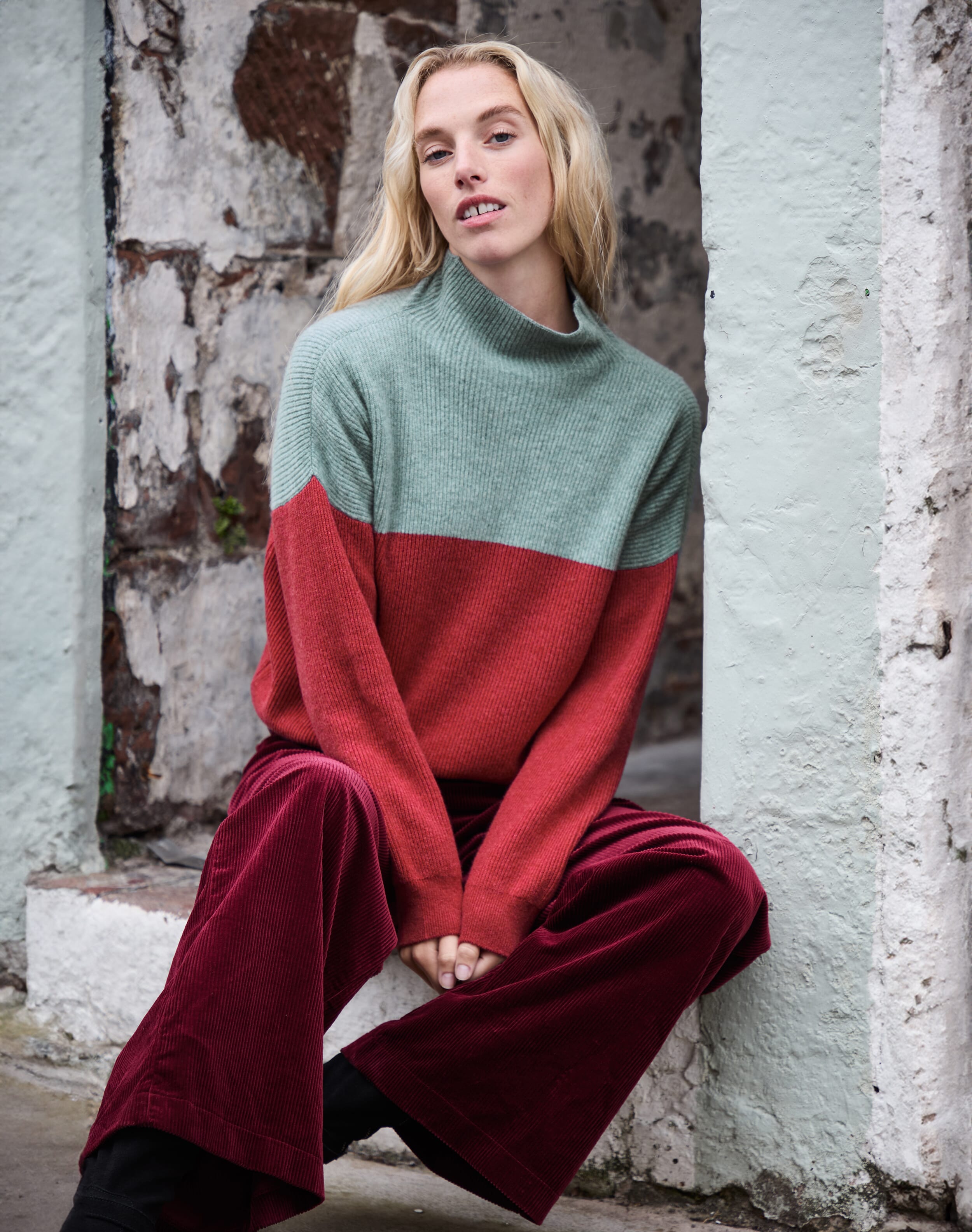 Cashmere Colour Block Funnel Neck